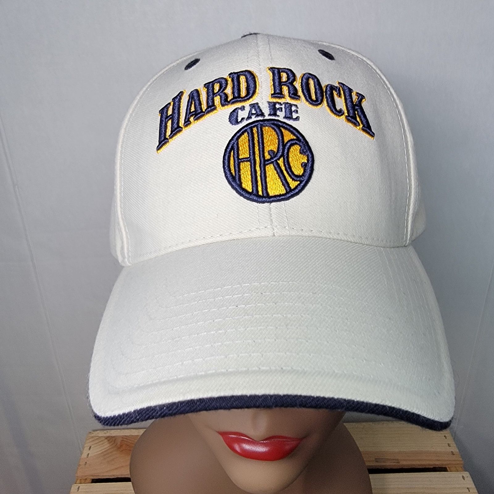 Hard Rock Cafe Hard Rock Cafe Austin(TX) Beige Adjustable Ball Cap 30% WOOL Size ONE SIZE - 1 Thumbnail