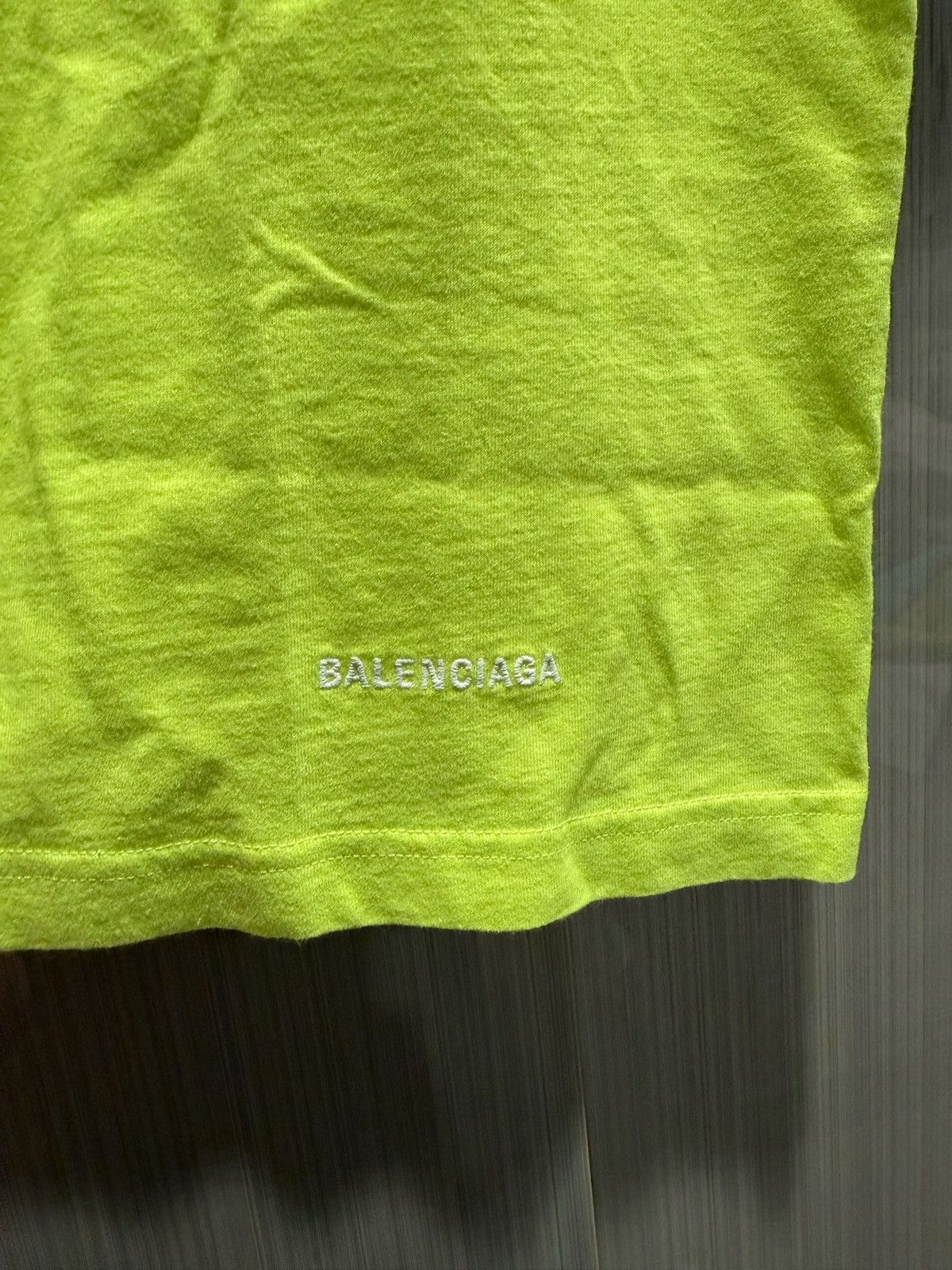 Balenciaga Balenciaga Oversized Neon Yellow Logo T Shirt Size US L / EU 52-54 / 3 - 3 Thumbnail