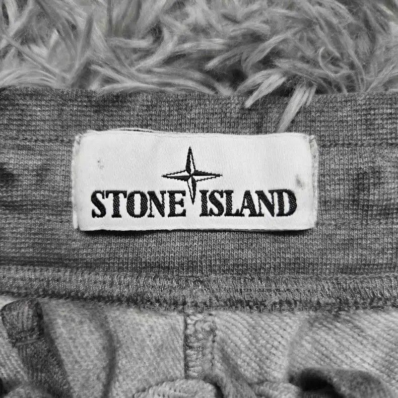 Stone Island Stone Island size L Frost Dust Washed Distressed Short Pan Size US 27 - 3 Thumbnail