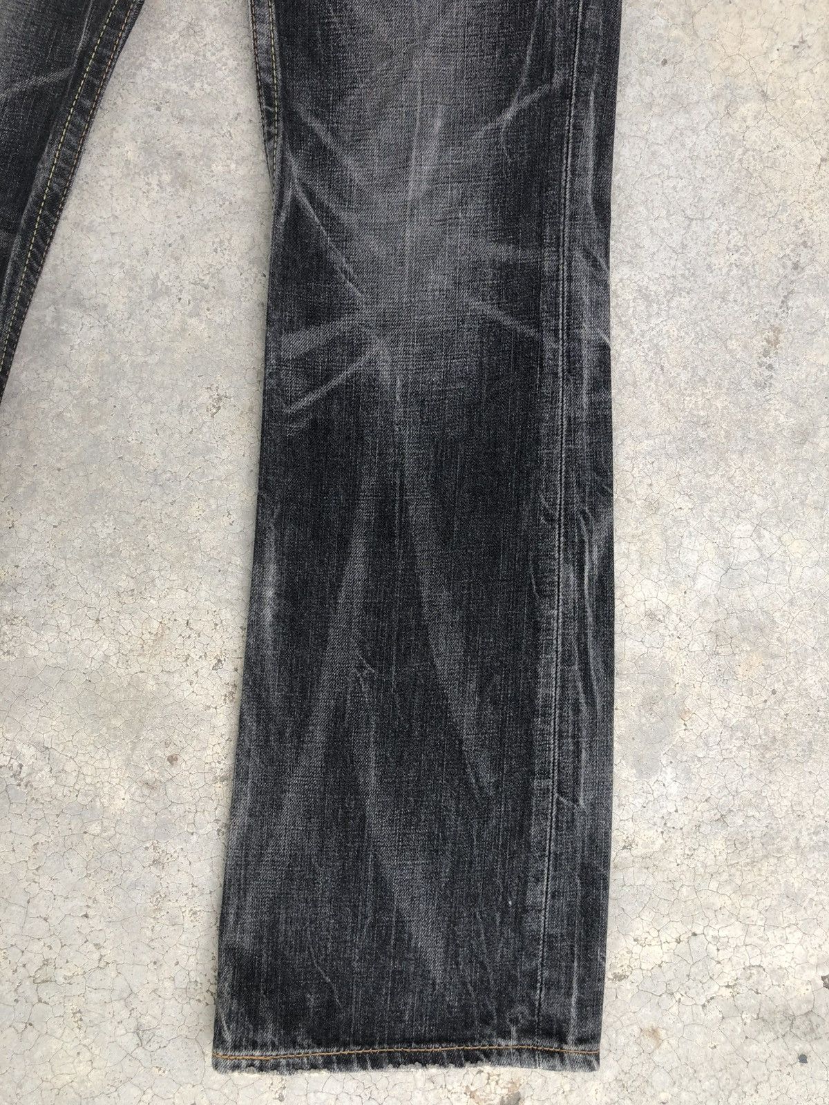 If Six Was Nine Levis 507 Flared Jeans Bootcut Distressed Denim Size US 30 / EU 46 - 7 Thumbnail