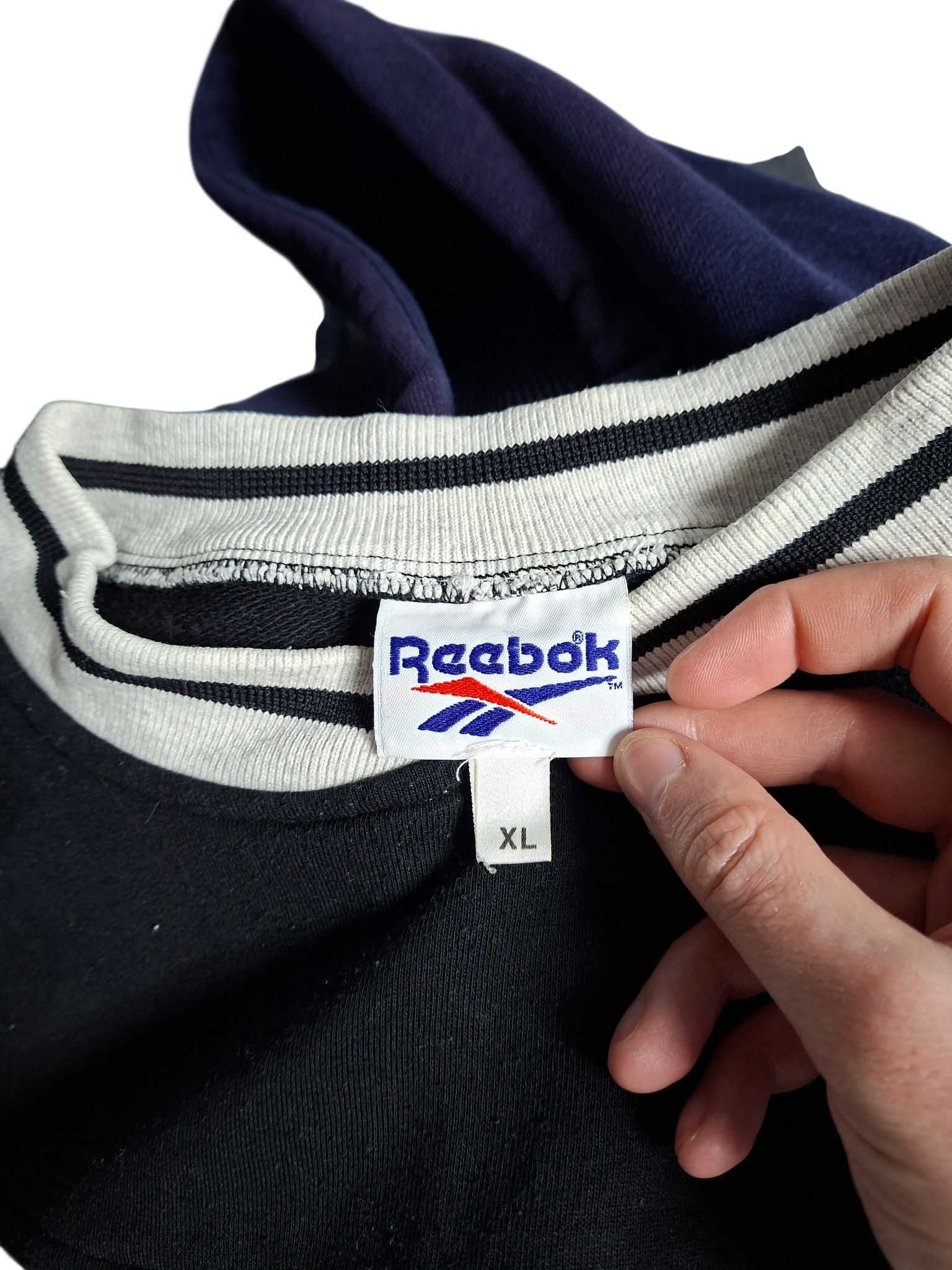 Reebok CAROLINA PANTHERS REEBOK NFL VINTAGE 90S SWEATSHIRT Size US XL / EU 56 / 4 - 4 Thumbnail