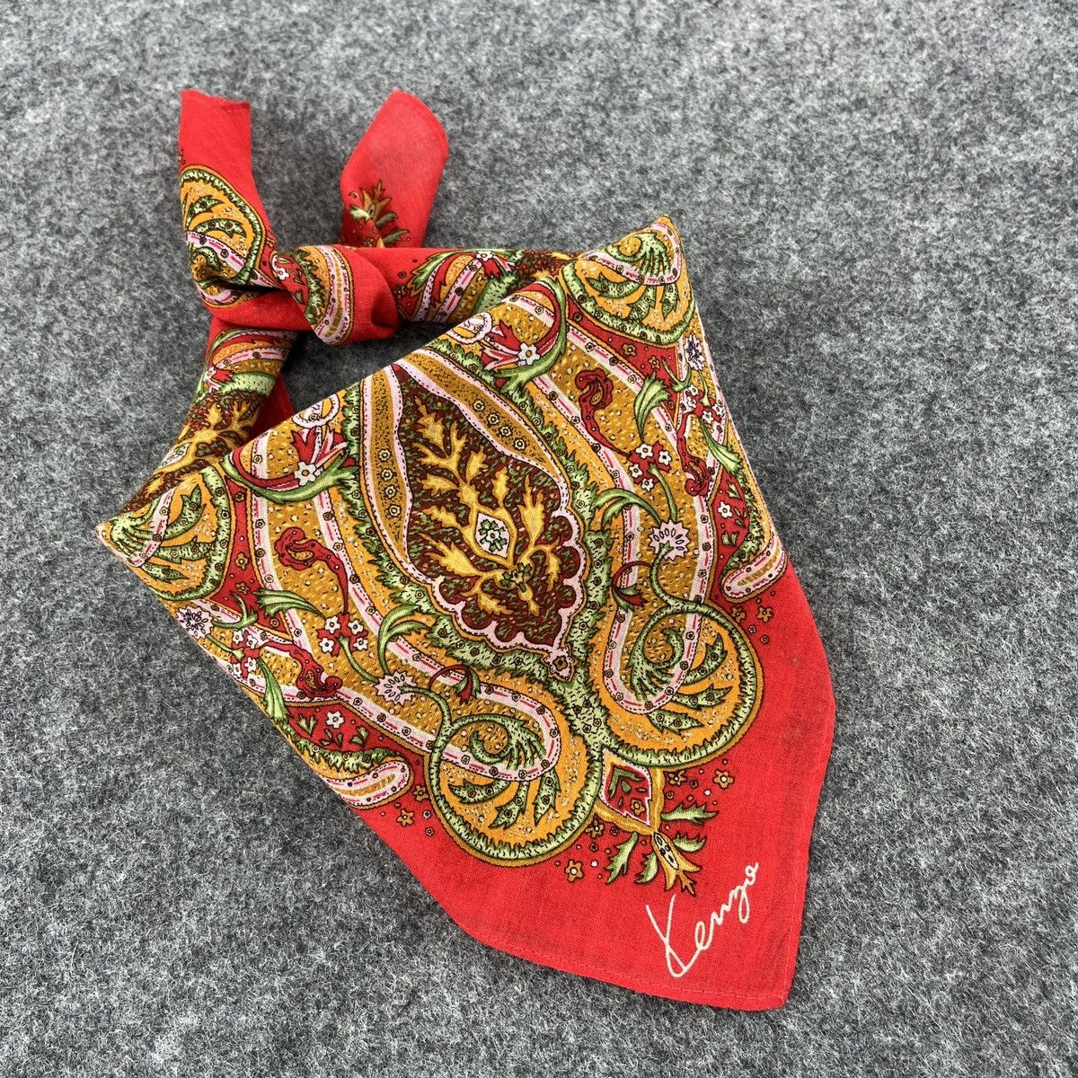 Kenzo × Vintage Kenzo Handkerchief / Bandana / Neckerchief B032 Size ONE SIZE - 10 Thumbnail