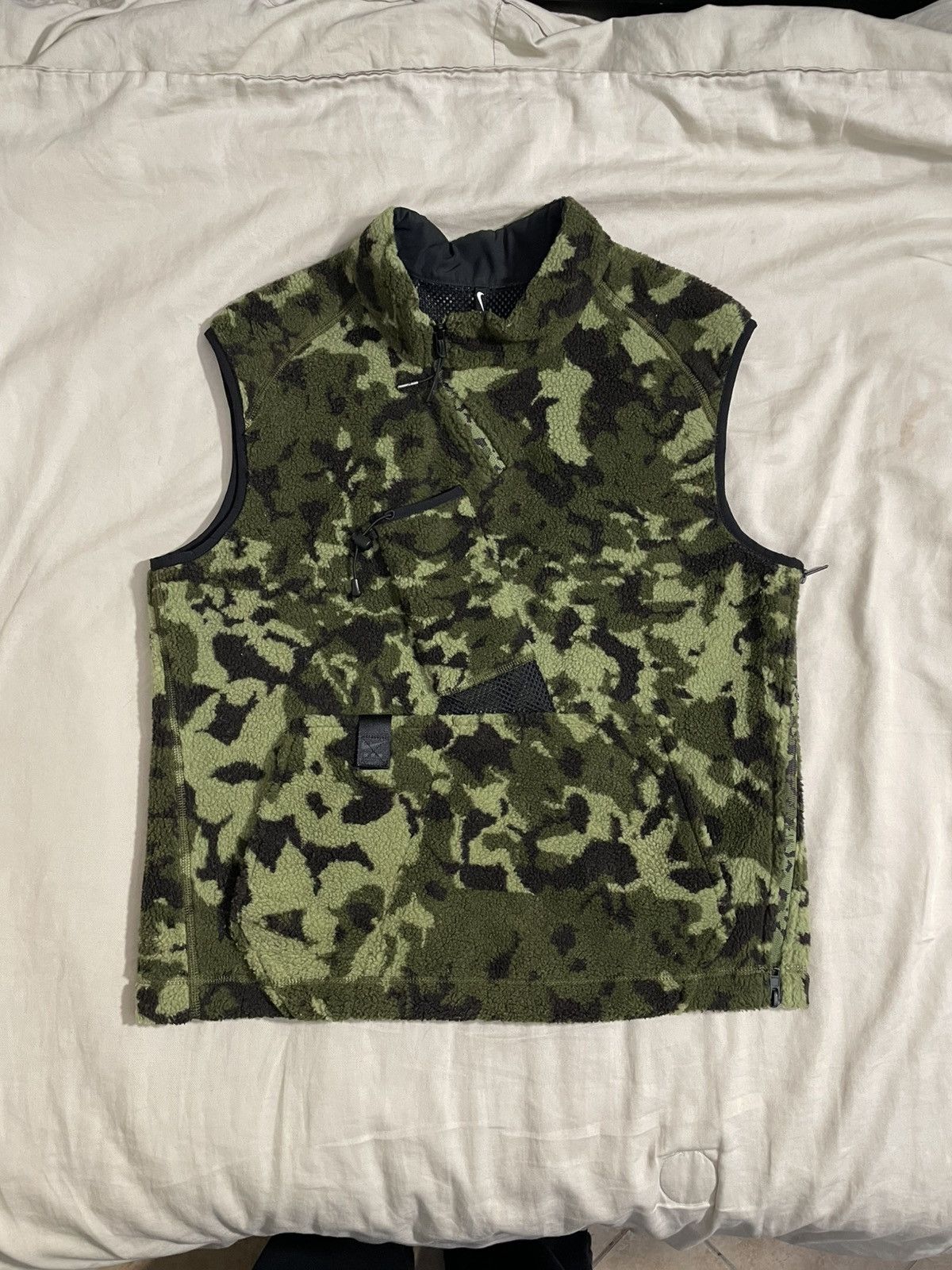 MMW × Nike Nike MMW Camo Vest Size US M / EU 48-50 / 2 - 1 Thumbnail