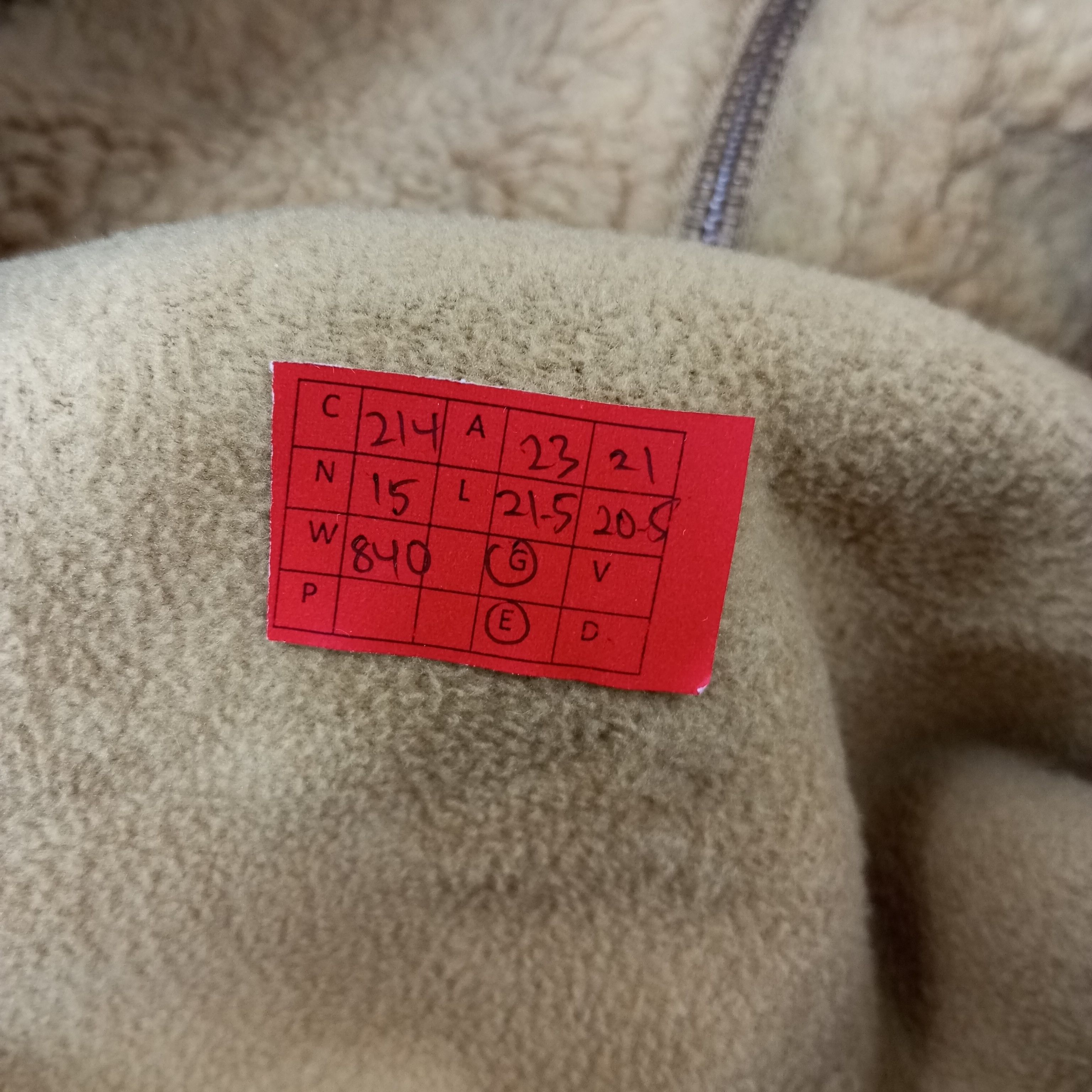 Japanese Brand × Uniqlo × Vintage Uniqlo Sherpa Jacket Custom Art Undercover Logo Style Size L / US 10 / IT 46 - 7 Thumbnail