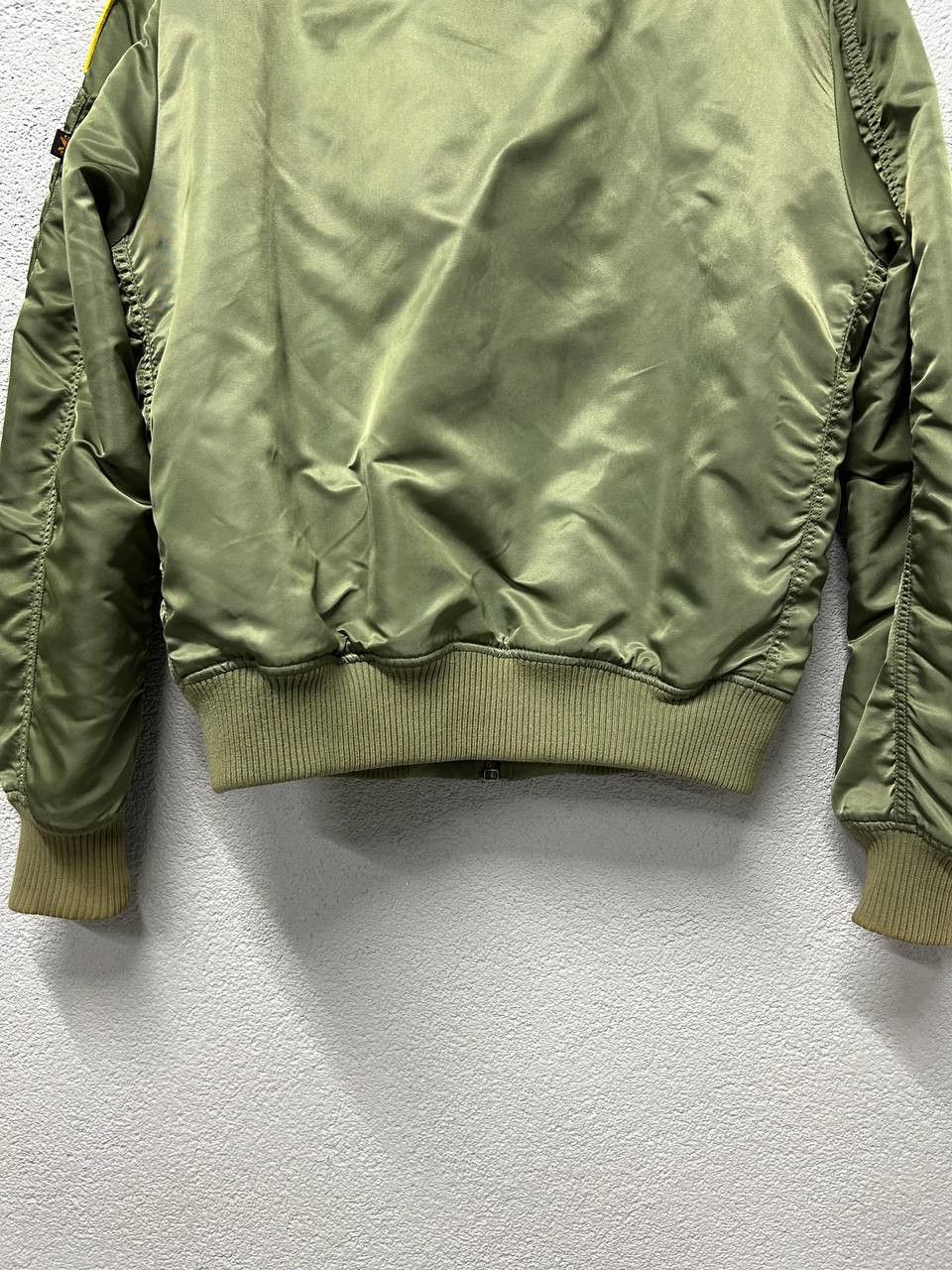 Alpha Industries Alpha Industries NASA mens bomber jacket size M Size US M / EU 48-50 / 2 - 23 Thumbnail