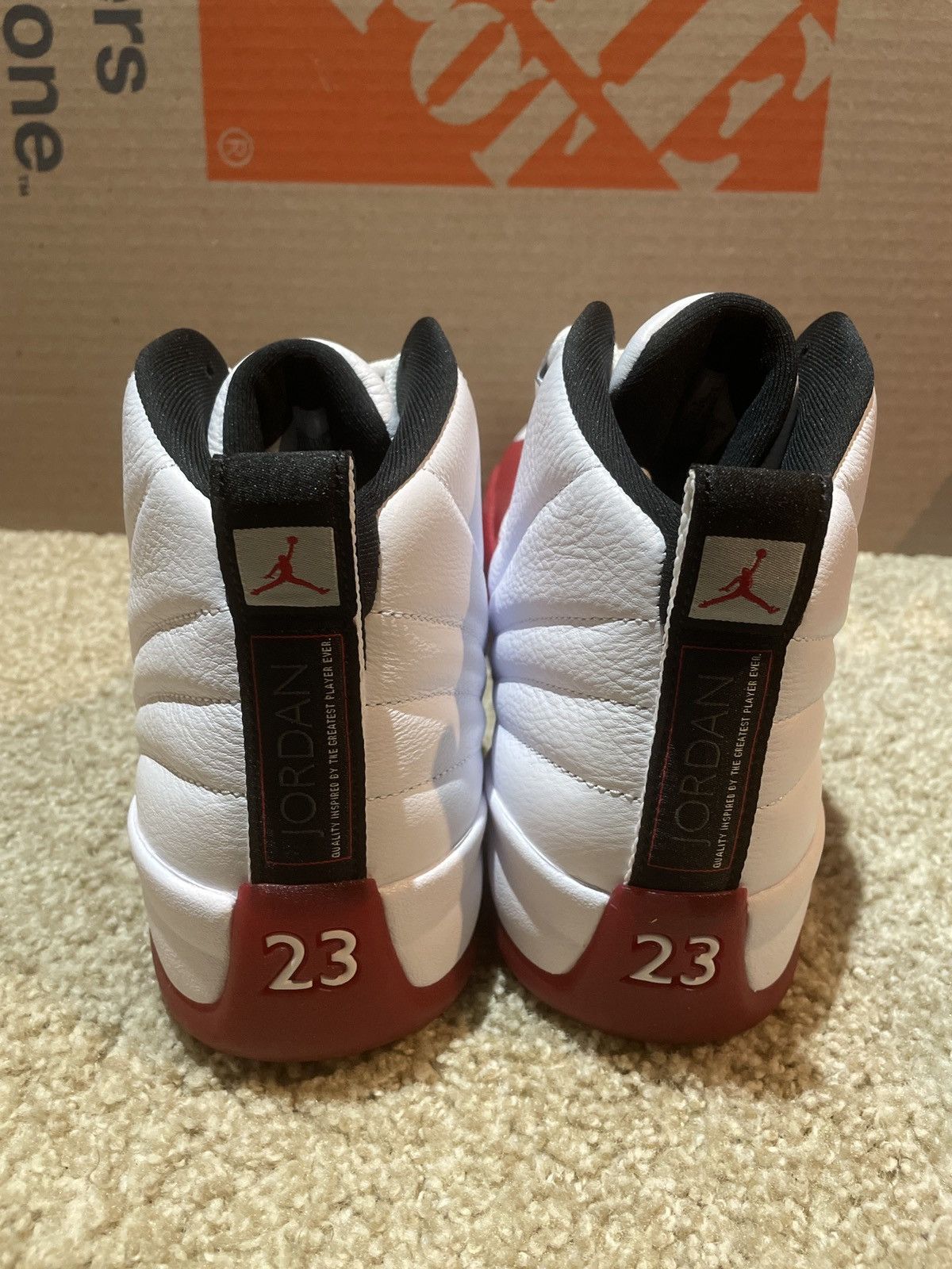 Jordan Brand Air Jordan Retro 12 Cherry Size 11 Size US 11 / EU 44 - 6 Thumbnail