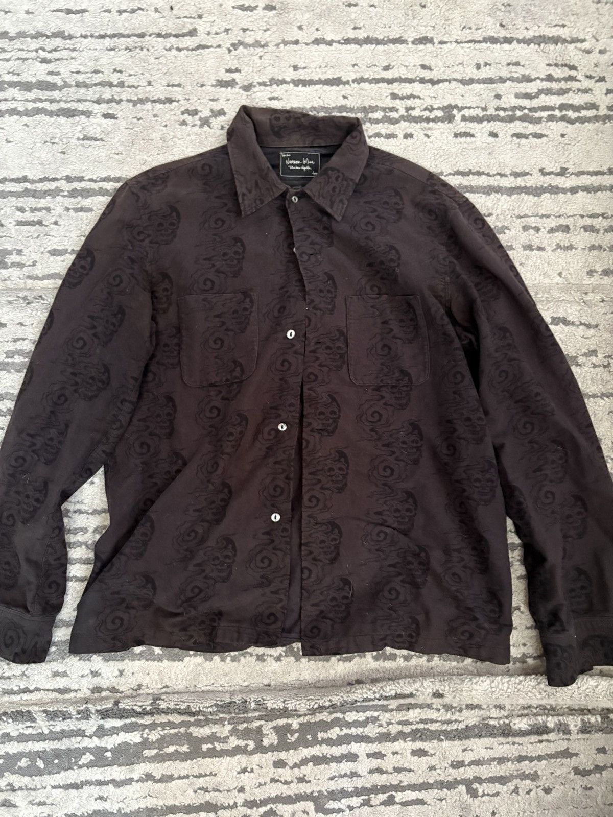 number nine button shirt