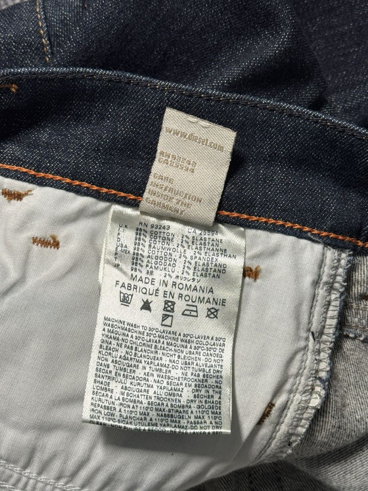 Diesel Diesel Straitzee Women’s Jeans W25 L32 Slim Straight Size 25" / US 0 / IT 36 - 7 Thumbnail