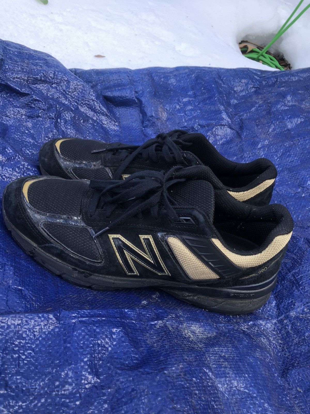 New Balance New balance 990v5 “Triple Black Gold” Size US 11.5 / EU 44-45 - 1 Thumbnail