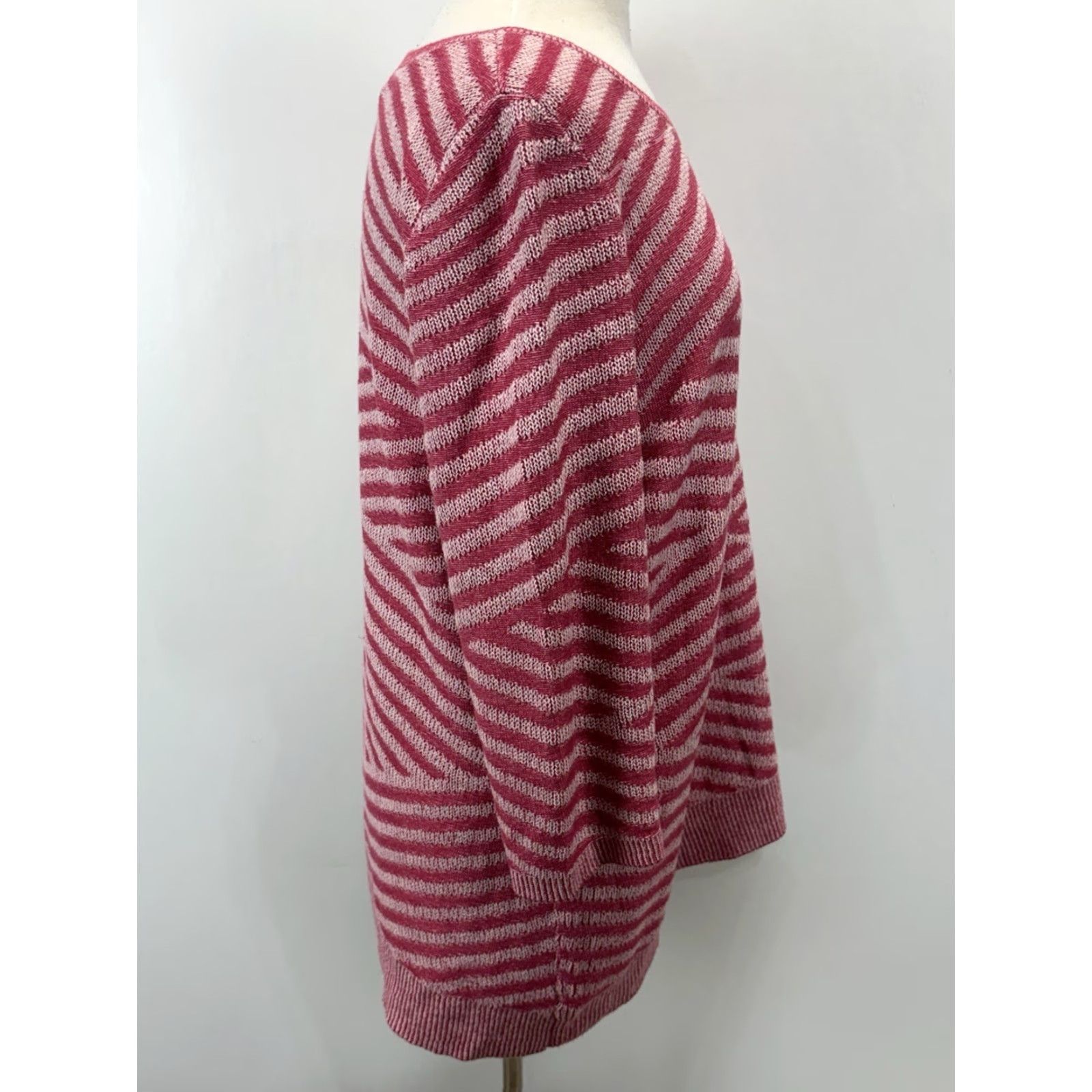 Vintage Chico's Women’s Sweater Size Large Pink Striped Knit Pullover Asymmetrical Hem Size L / US 10 / IT 46 - 4 Thumbnail