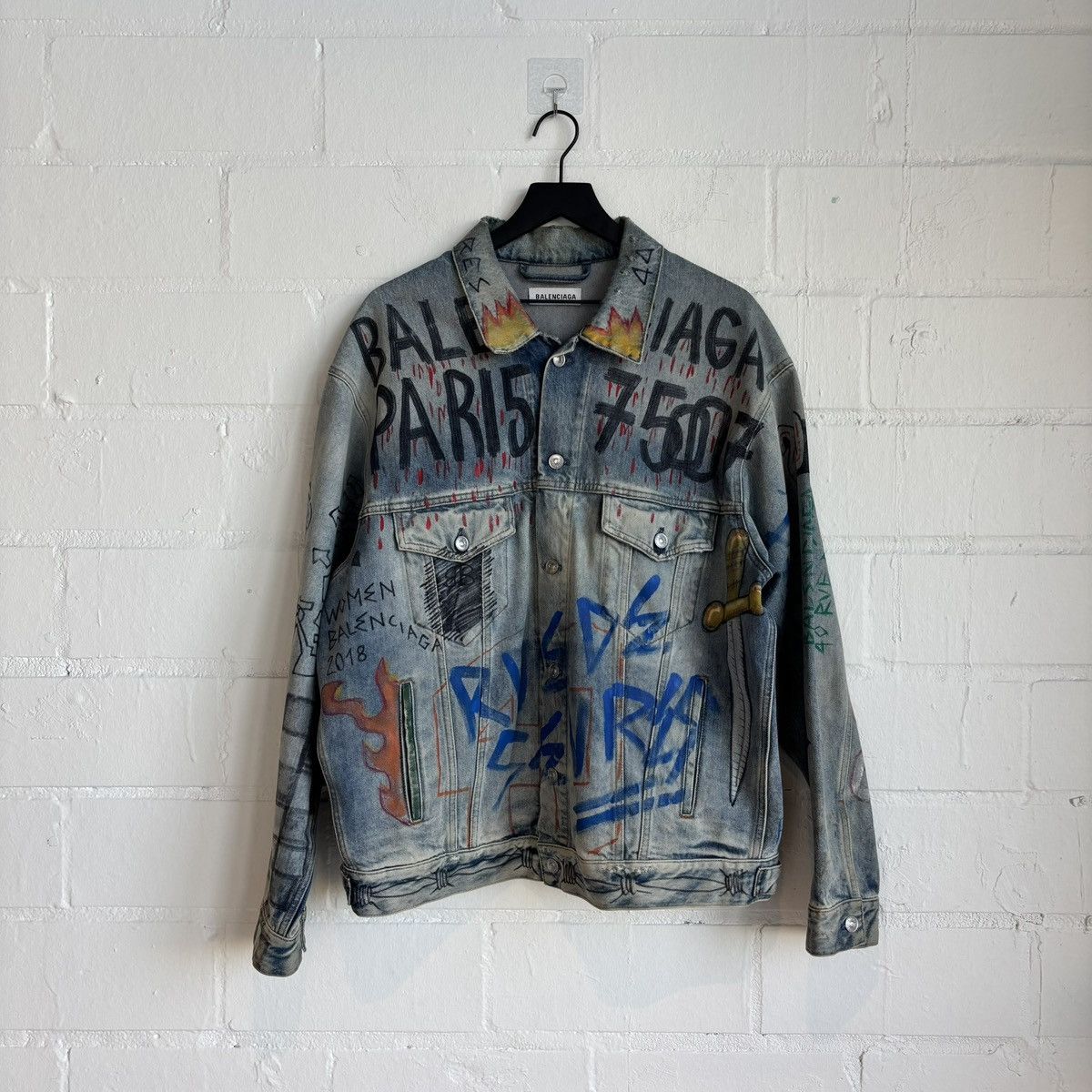 Balenciaga Balenciaga Oversized Graffiti Denim Jacket Size US S / EU 44-46 / 1 - 1 Thumbnail