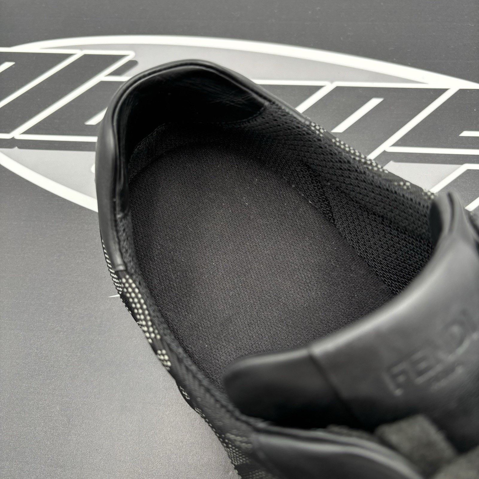 Fendi Fendi FF Flash Logo Low ‘ Monogram Black ‘ Size US 13 / EU 46 - 7 Thumbnail