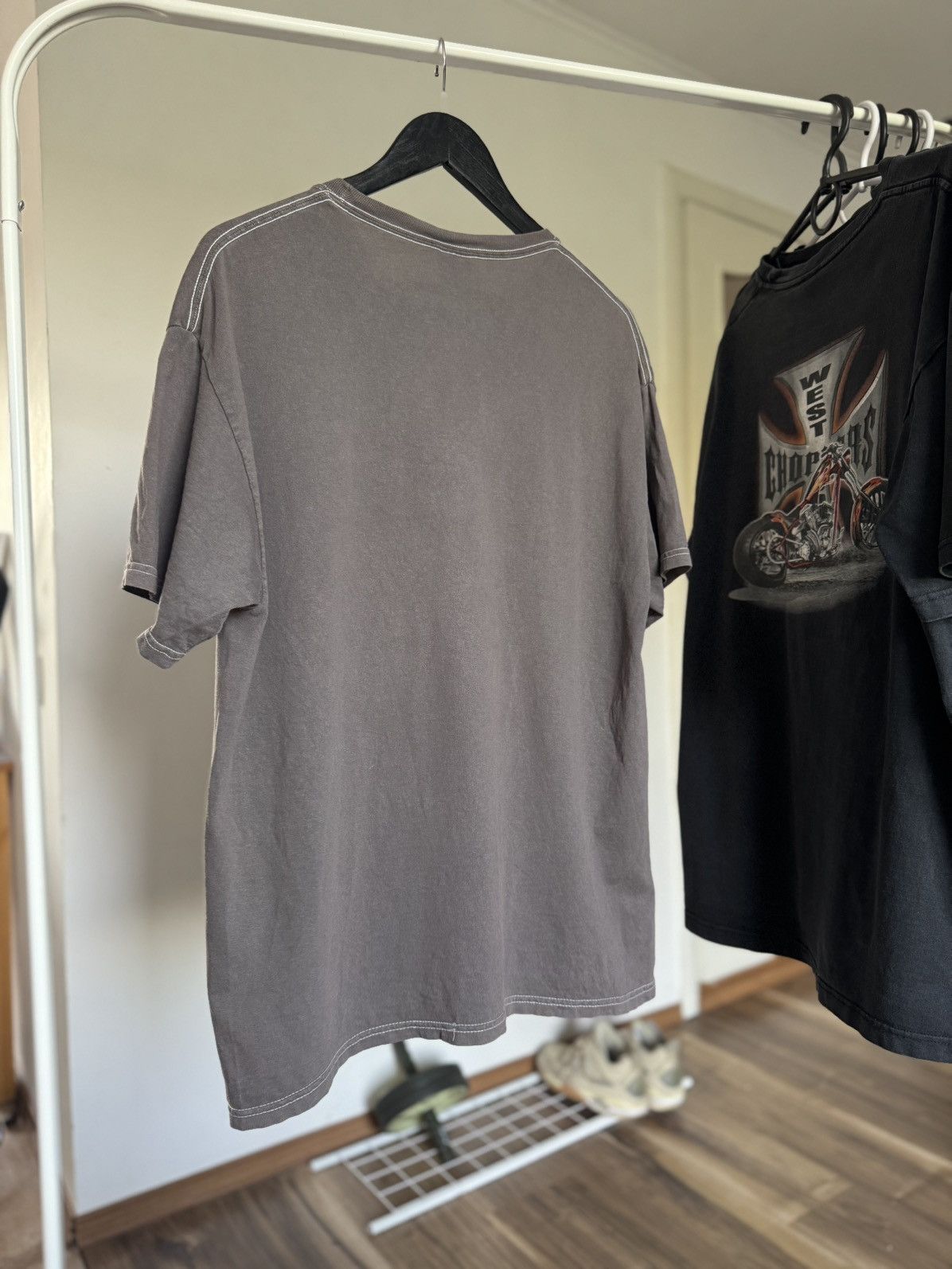 Grateful Dead VTG 2006 Greatful Dead Roses Skeleton Tee Size US L / EU 52-54 / 3 - 6 Thumbnail
