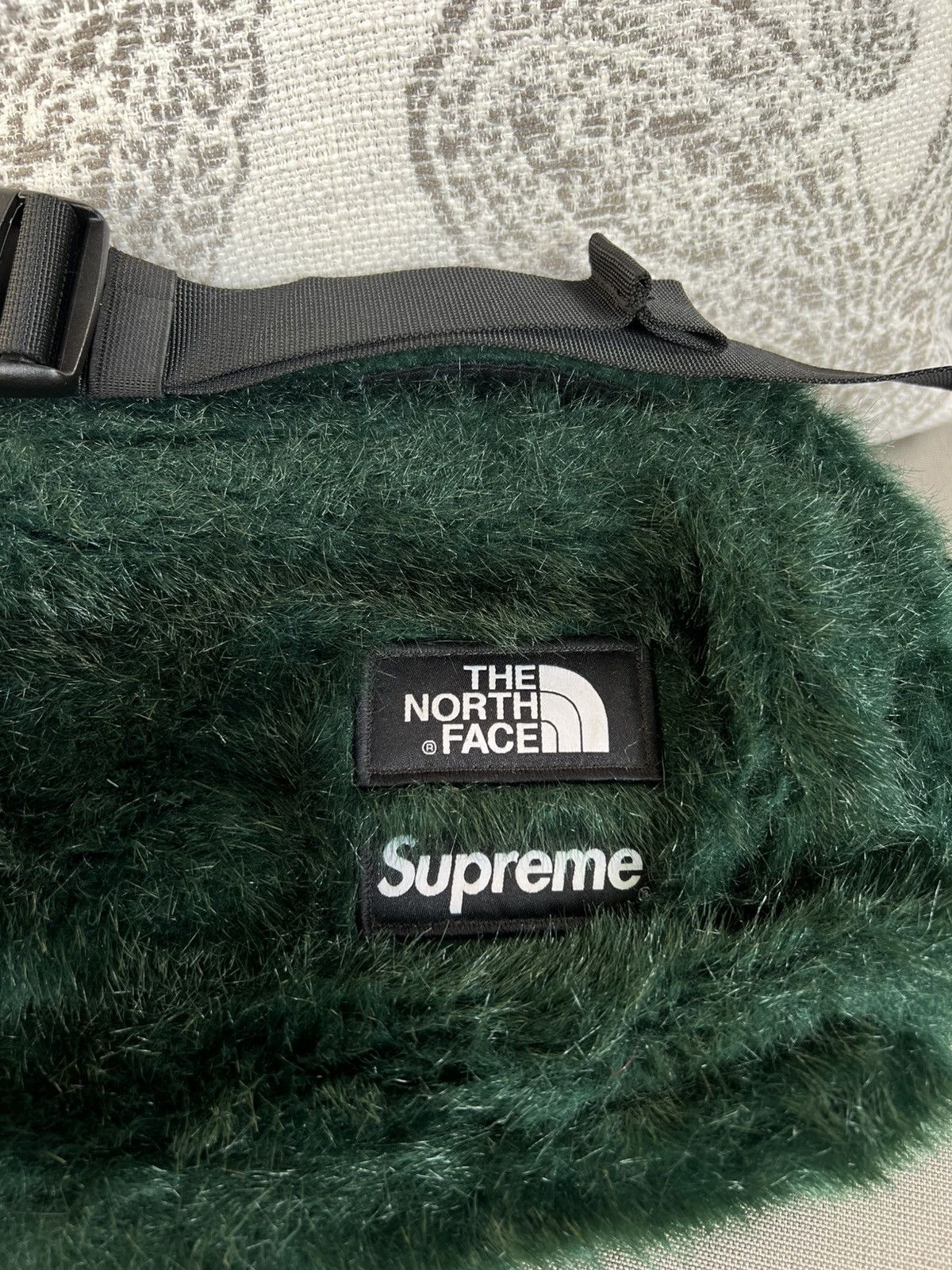 Supreme × The North Face Supreme/The North Face Faux Fur Waist Bag. Size ONE SIZE - 2 Thumbnail