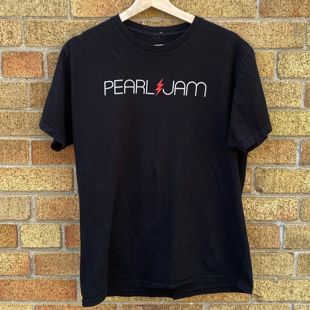 Vintage Y2K Pearl Jam Band Tour T Shirt Mind Your Manners 2016 Blac Size US M / EU 48-50 / 2 - 1 Thumbnail