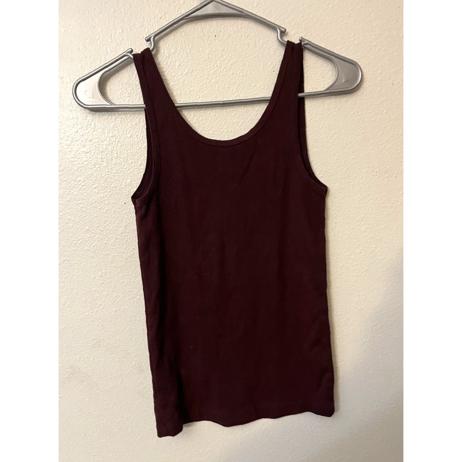Old Navy Old Navy Tank Top Women's Round Neck Cotton Slim S Red Tank Top Size S / US 4 / IT 40 - 3 Thumbnail