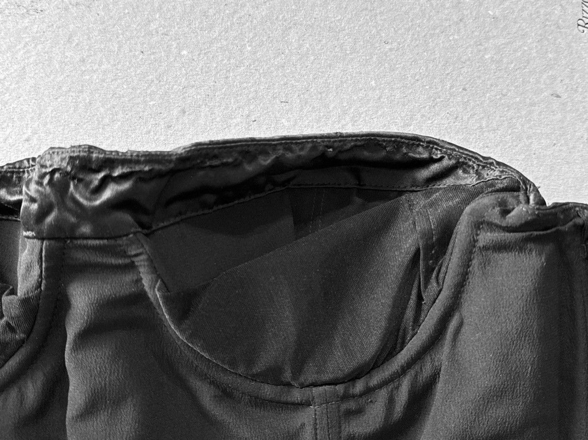 Gucci Gucci by Tom Ford Spring 2001 Black Satin Corset Blouse Size M / US 6-8 / IT 42-44 - 9 Thumbnail