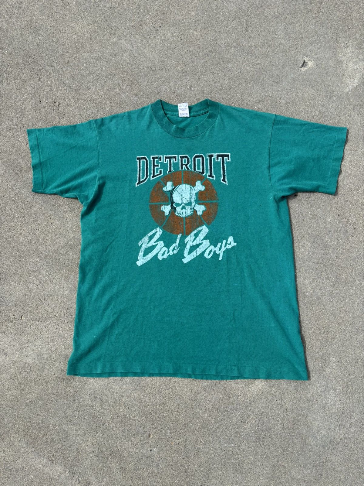 Fruit Of The Loom RARE Vintage 90s Detroit Pistons Bad Boys T Shirt Size US L / EU 52-54 / 3 - 1 Thumbnail