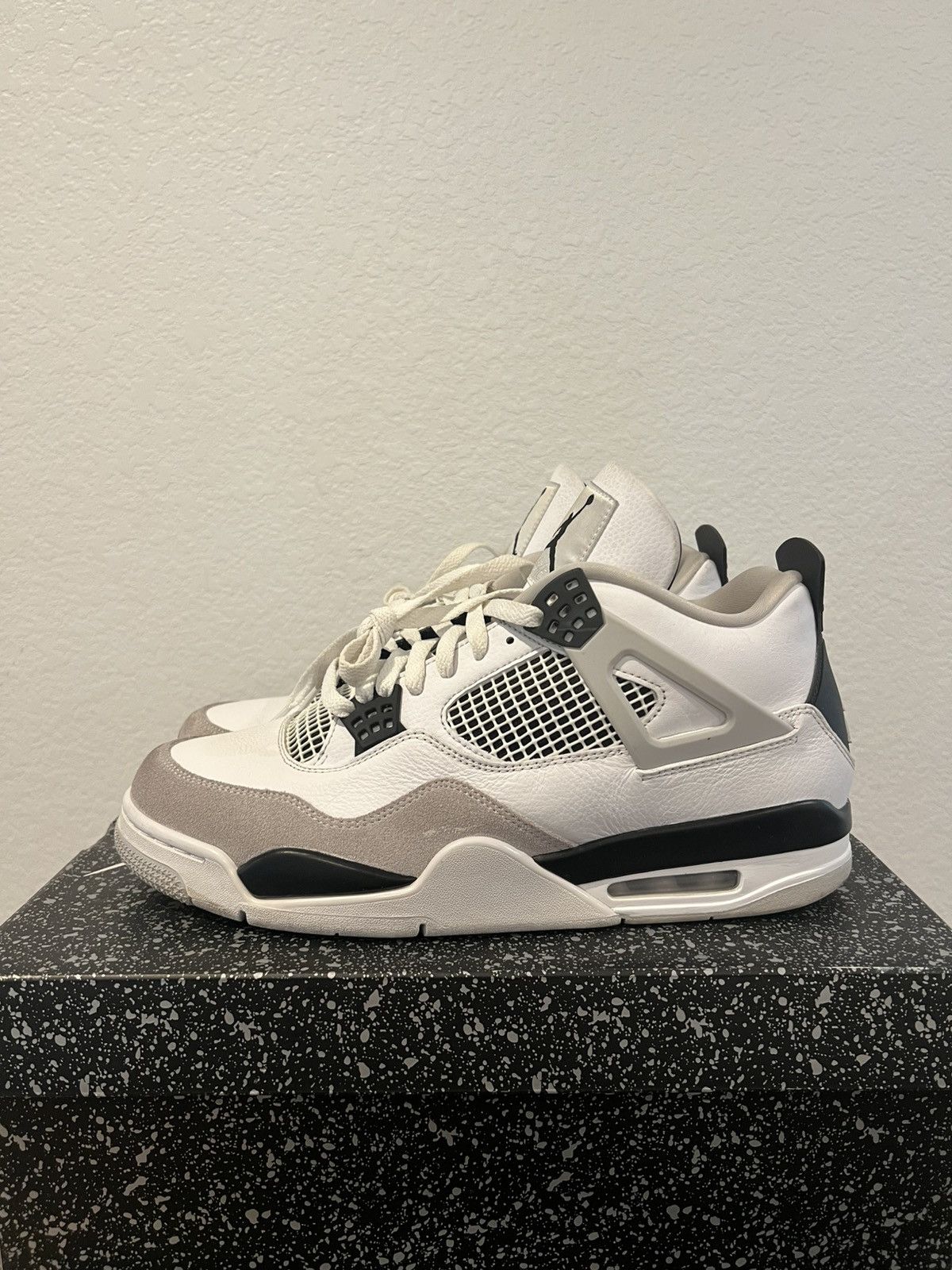 Jordan Brand Jordan 4 Retro Military Black Size US 12 / EU 45 - 2 Thumbnail