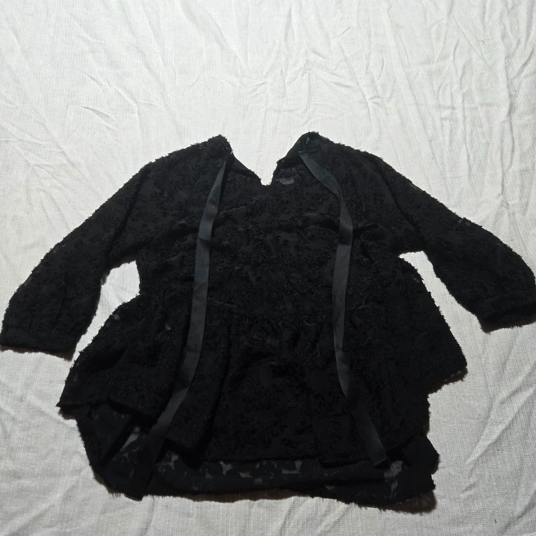 Vintage VINTAGE French Shirt Adult Medium Black Floral Lace Oversized Blouse Women M Size M / US 6-8 / IT 42-44 - 7 Thumbnail