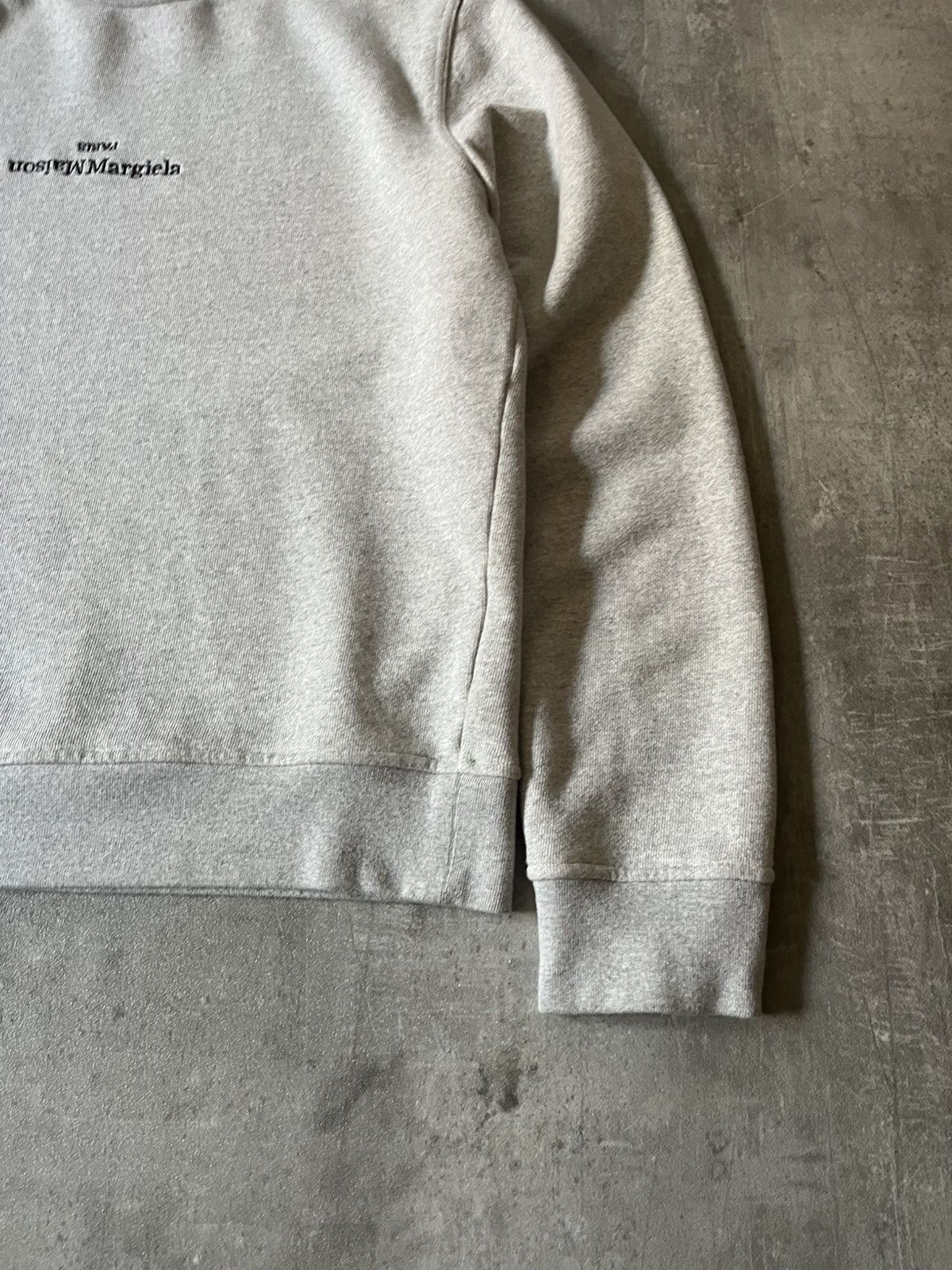 Maison Margiela Maison Margiela A/W 20 Upside-Down revers logo sweatshirt Size US M / EU 48-50 / 2 - 4 Thumbnail