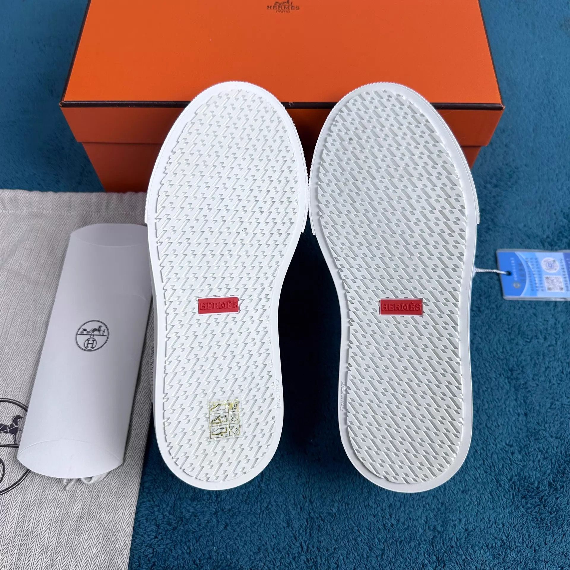 Hermes Hermès day canvas low-top sneakers gray & white 36.5 Size US 6 / IT 36 - 5 Thumbnail