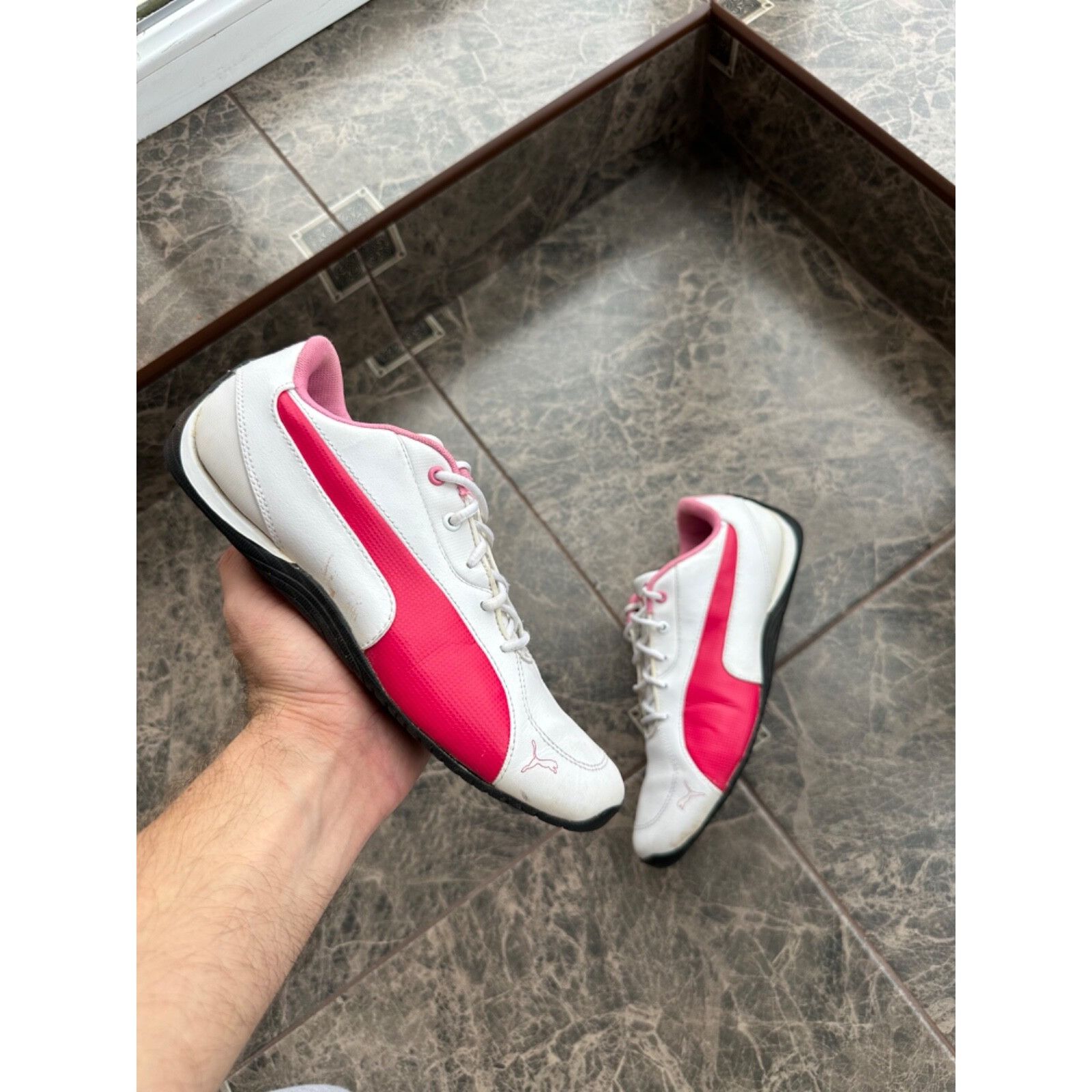 Puma Puma Speed Cat y2k Racing Sneakers 00s Size US 5 / EU 37 - 1 Thumbnail