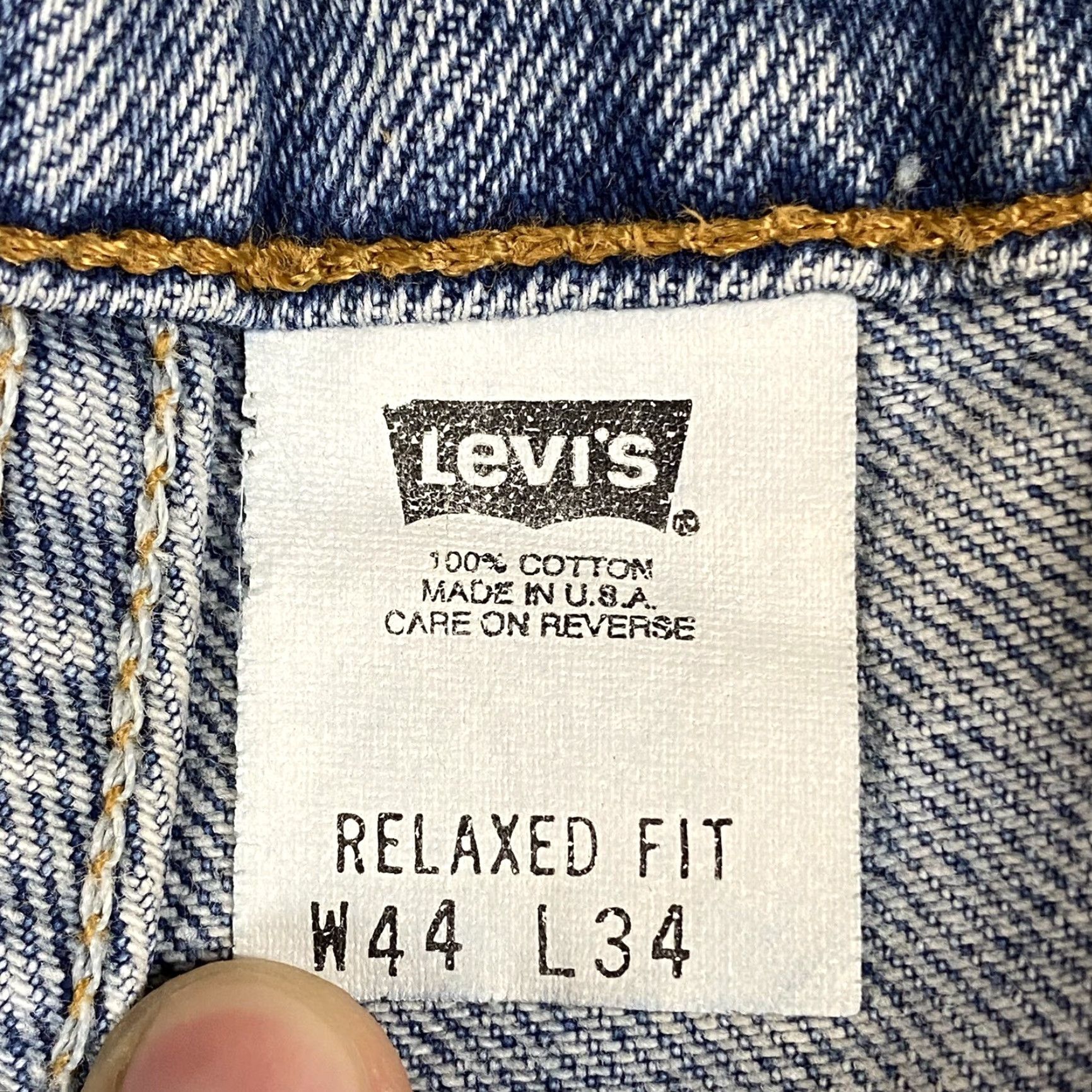 Levi's VINTAGE Levi's 540 Jeans 44x34 Relaxed Fit Blue Signature Made in USA 1990s Mens Size US 44 / EU 60 - 4 Thumbnail