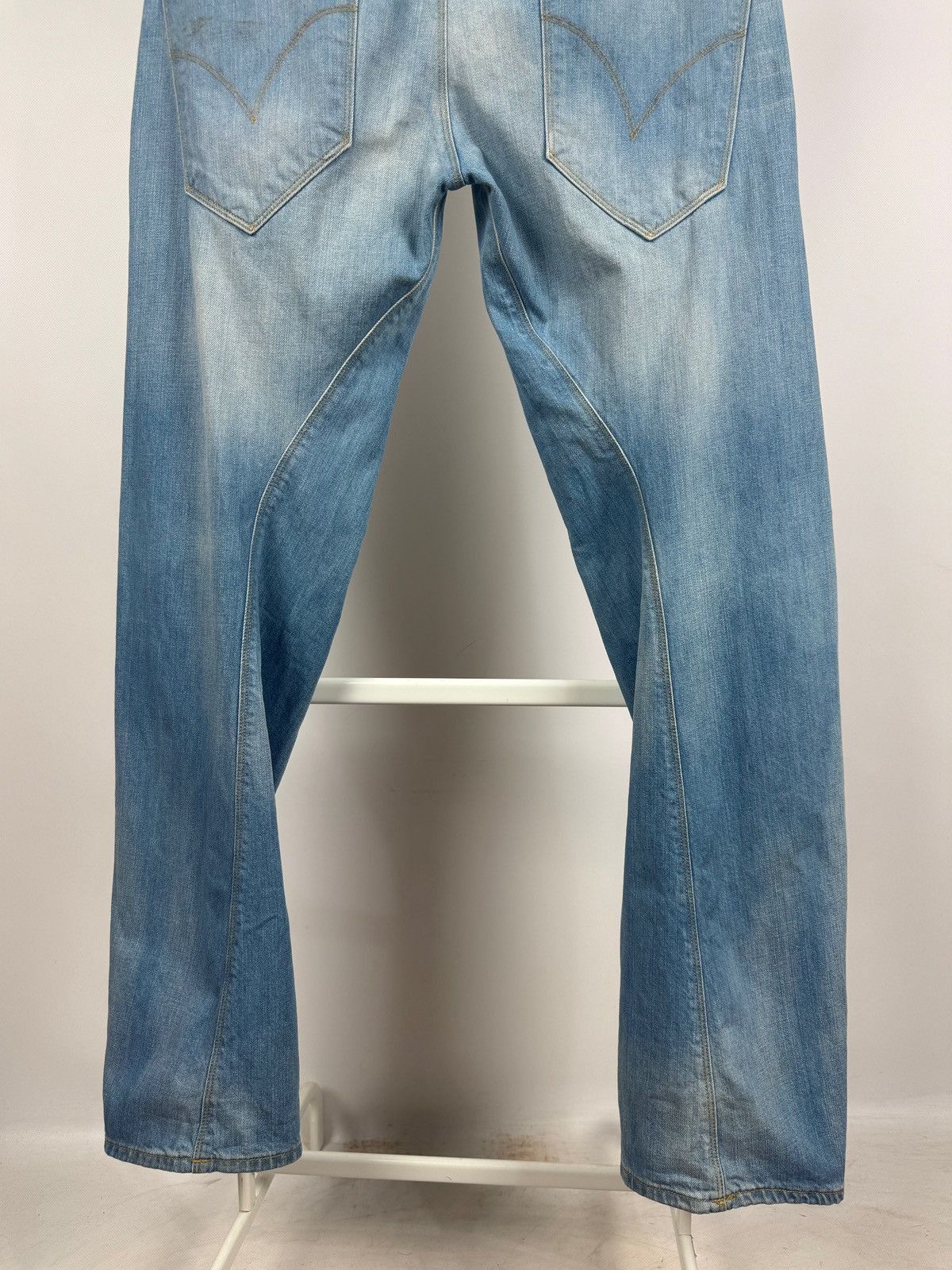 Levi's Vintage Levis Engineered Twisted Seams Buckle Back Tag Denim Size US 32 / EU 48 - 10 Thumbnail