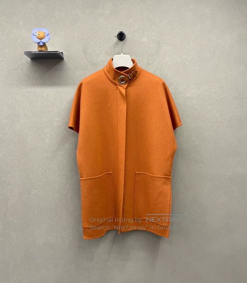 Hermes Hermes Caramel-colored cashmere vest Size XS / US 0-2 / IT 36-38 - 1 Thumbnail