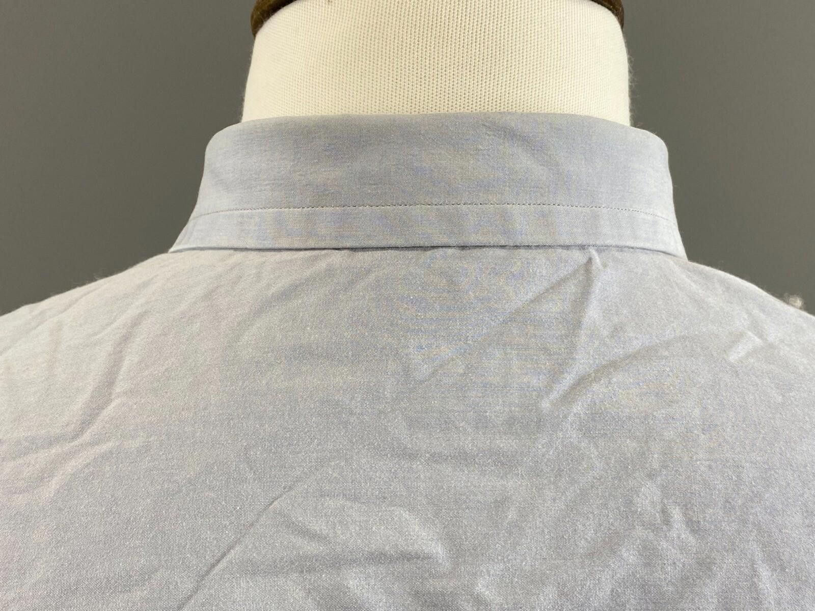 Armani Collezioni Armani Collezioni Blue Button Down Shirt Size 43 / 17 Size US M / EU 48-50 / 2 - 12 Thumbnail