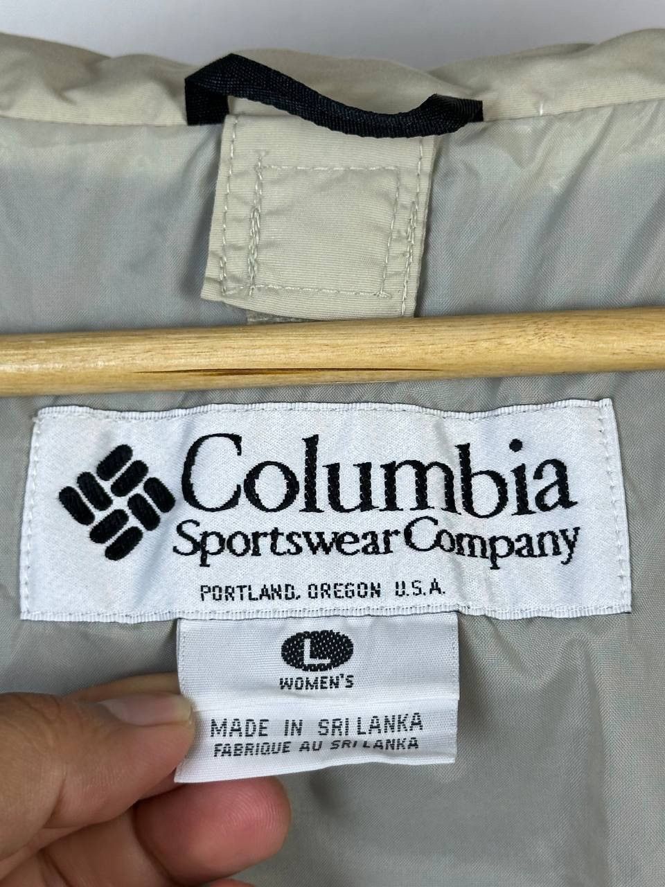 Columbia × Vintage Vintage Columbia Sportwear Waterproof Jacket (Pit 25.5) Size US L / EU 52-54 / 3 - 8 Thumbnail
