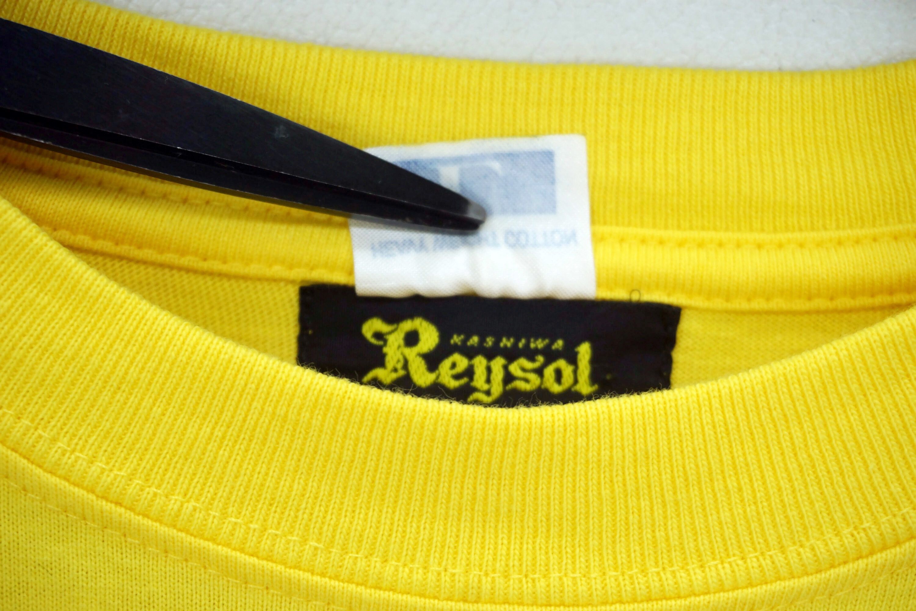 Japanese Brand Kashiwa Reysol Japan National Team JFA JLeague Tee 2003 Size US L / EU 52-54 / 3 - 5 Thumbnail
