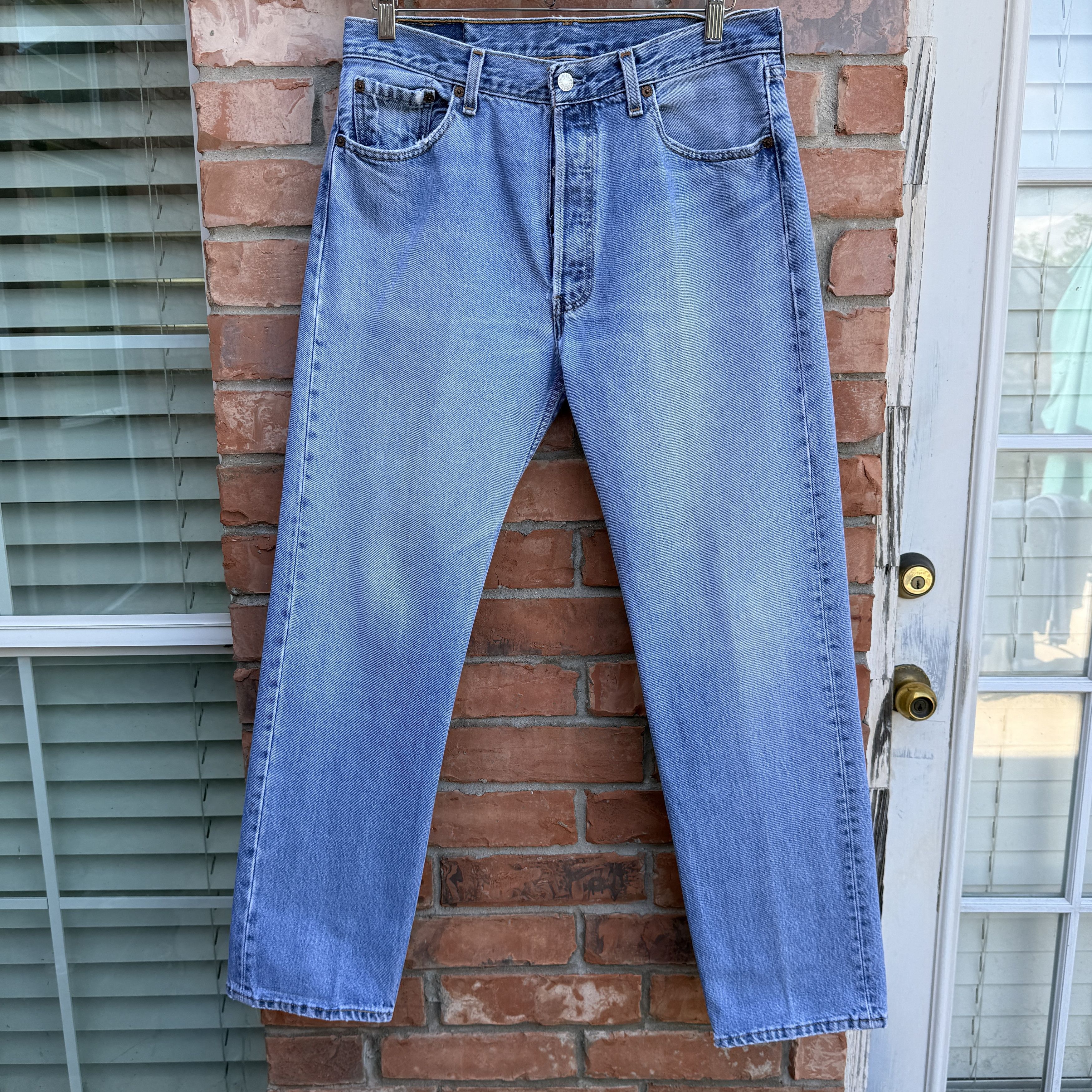 Levi's Vintage 90s Levis 501 Blue Button fly Denim Jeans Size US 32 / EU 48 - 1 Thumbnail