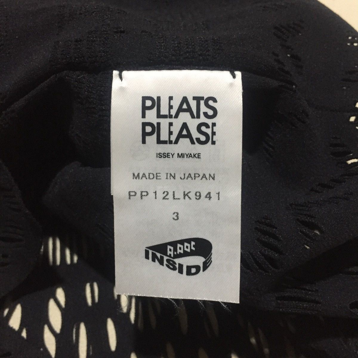 Pleats Please Issey Miyake PLEATS PLEASE ISSEY MIYAKE Short Sleeve See Thru Shirt Top Size M / US 6-8 / IT 42-44 - 4 Thumbnail