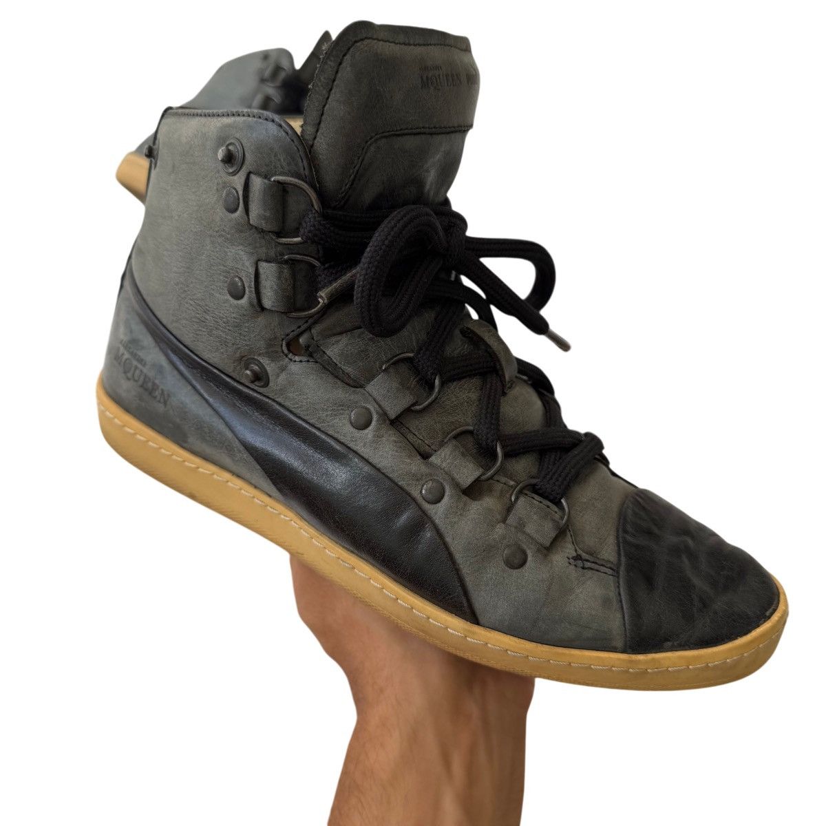 Alexander McQueen × Puma Alexander McQueen & Puma Rabbit Fur Black Leather Sneakers Size US 7 / IT 37 - 6 Thumbnail
