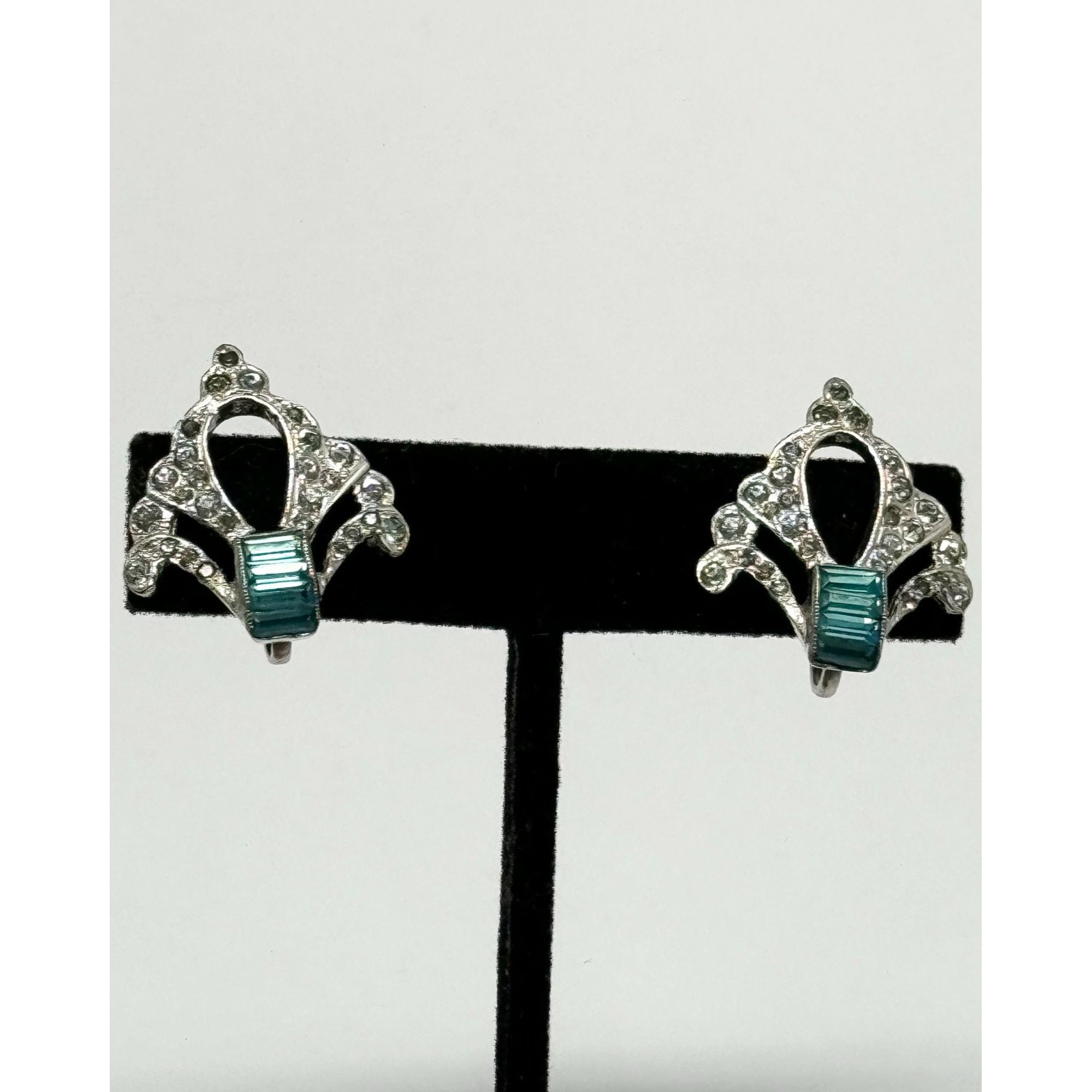 Vintage Art deco estate glass rhinestone earrings Size ONE SIZE - 2 Thumbnail