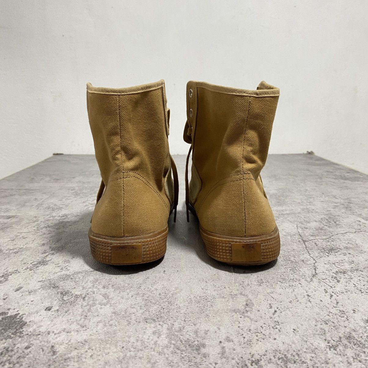 Helmut Lang HELMUT LANG DUCK CANVAS HIGH TOP SNEAKERS Size US 8 / EU 41 - 7 Thumbnail