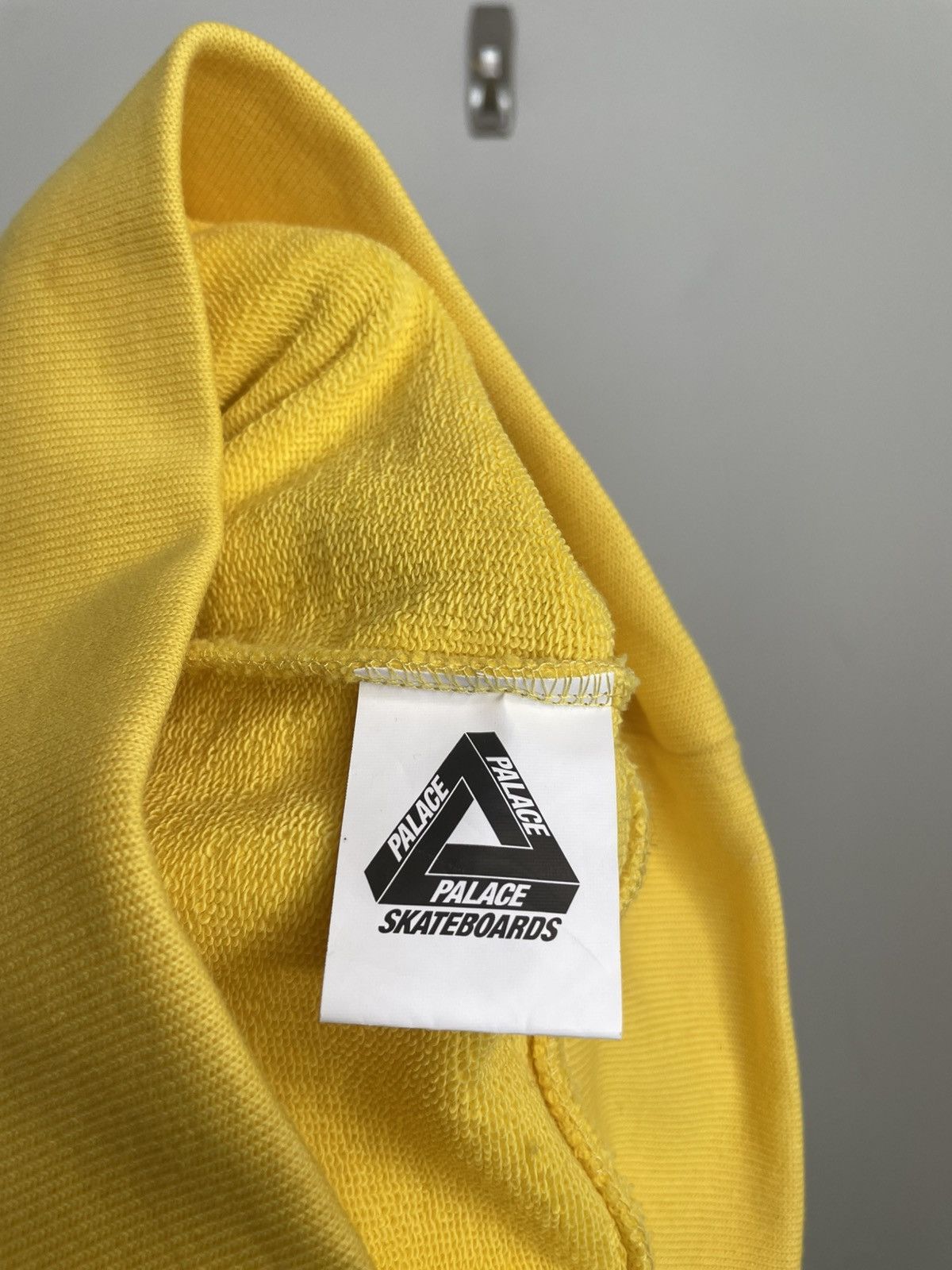 Palace Palace Skateboards Tri-Dart Hood 2020 Pale Yellow Small Size US S / EU 44-46 / 1 - 6 Thumbnail