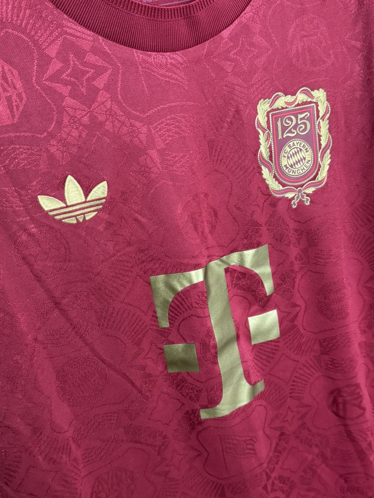 Adidas KIDS New Bayern Munchen Anniversary Muller Football Jersey Size US S / EU 44-46 / 1 - 4 Thumbnail
