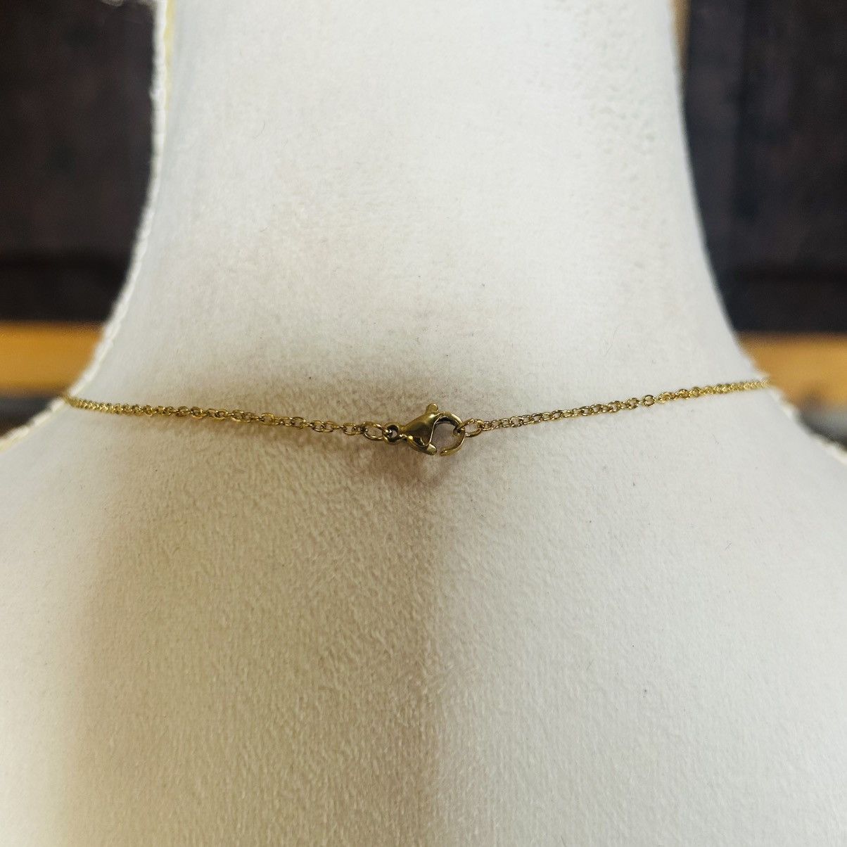 Handmade Handcrafted salvaged vintage black floral pearl necklace Size ONE SIZE - 5 Thumbnail