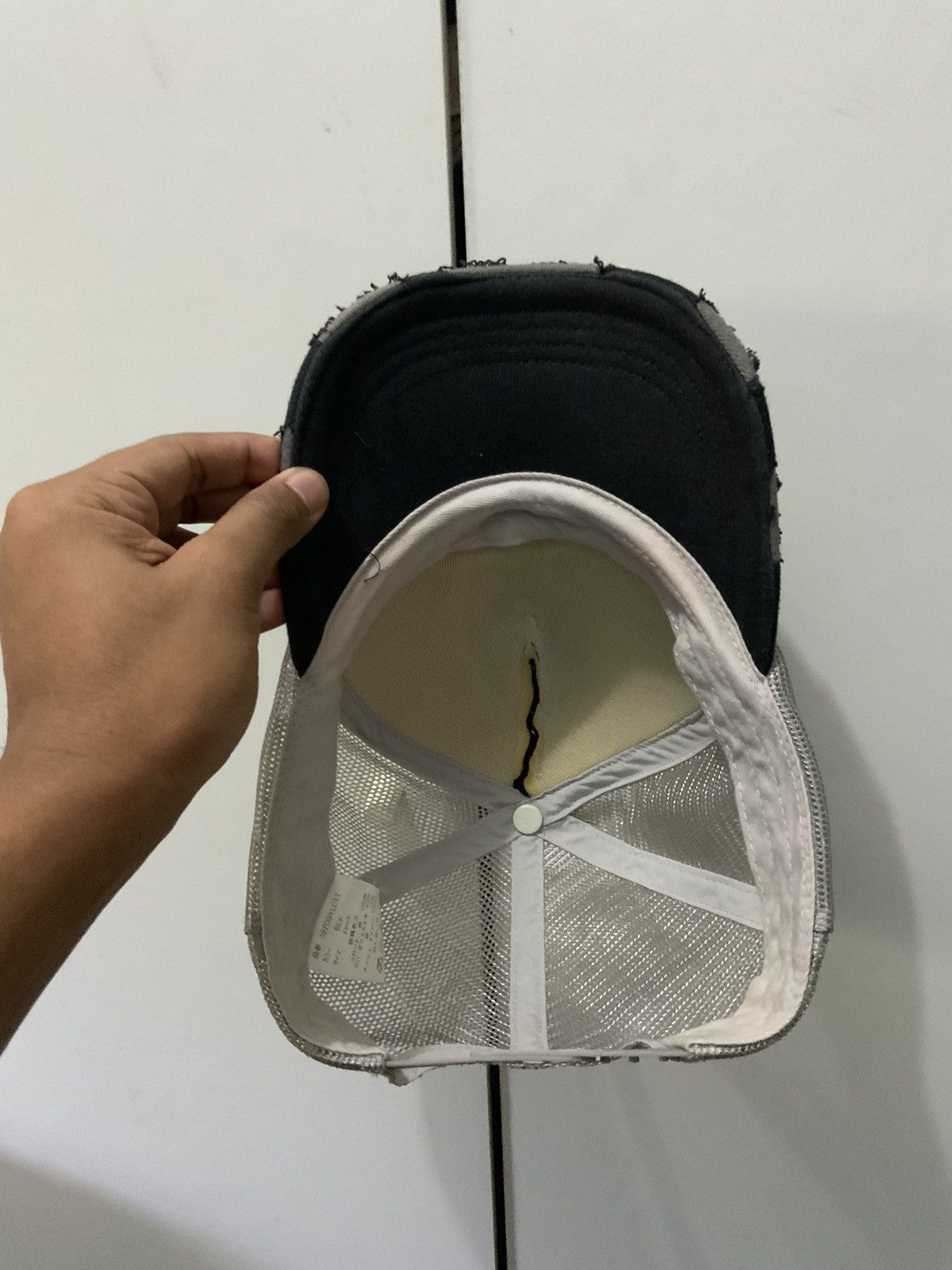 Japanese Brand L’espirit Club Dufitsal Distressed Archive Black Trucker Hat Size ONE SIZE - 7 Thumbnail