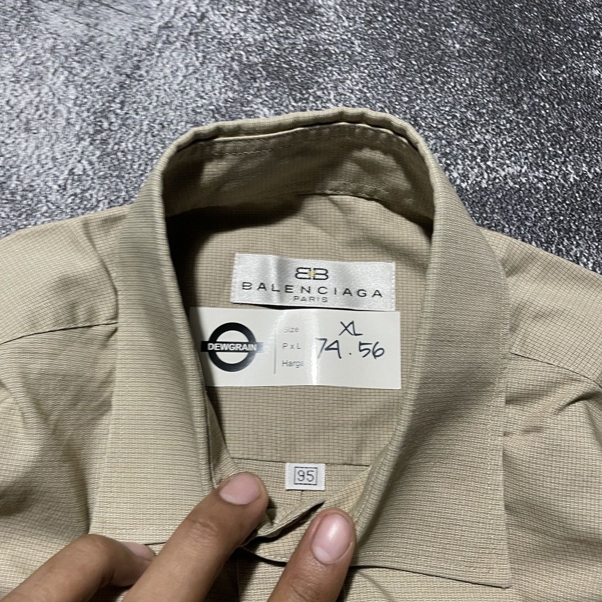 Balenciaga Vintage Balenciaga Shirts BB Embrodiered Size US L / EU 52-54 / 3 - 6 Thumbnail