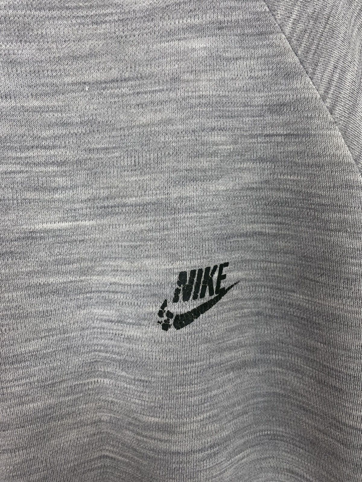 Vintage Vintage Nike Short Sleeve T-Shirt Men’s Size Small Grey Top Size US S / EU 44-46 / 1 - 3 Thumbnail