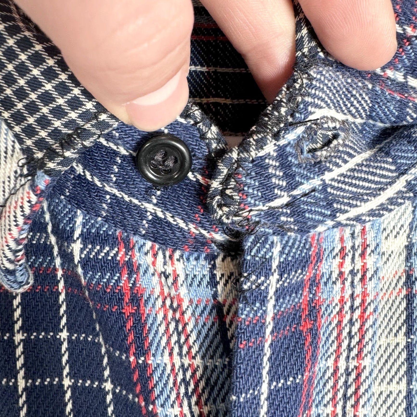 Vintage VINTAGE Five Brothers Plaid Button-Up Shirt Heavy Thick Blue Red White 2XL Mens Long Sleeve Button-Up Shirt - 2XL, Blue Red White, Vintage, Mens Size US XXL / EU 58 / 5 - 6 Thumbnail