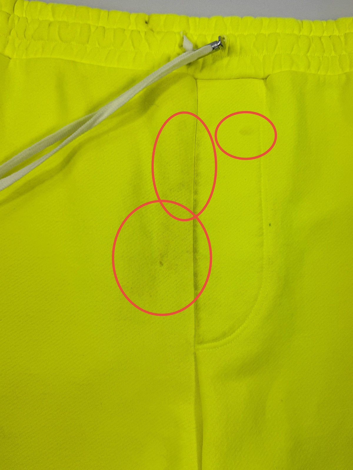 Amiri NEON YELLOW LOGO PRINT SHORTS Size US 38 / EU 54 - 10 Thumbnail