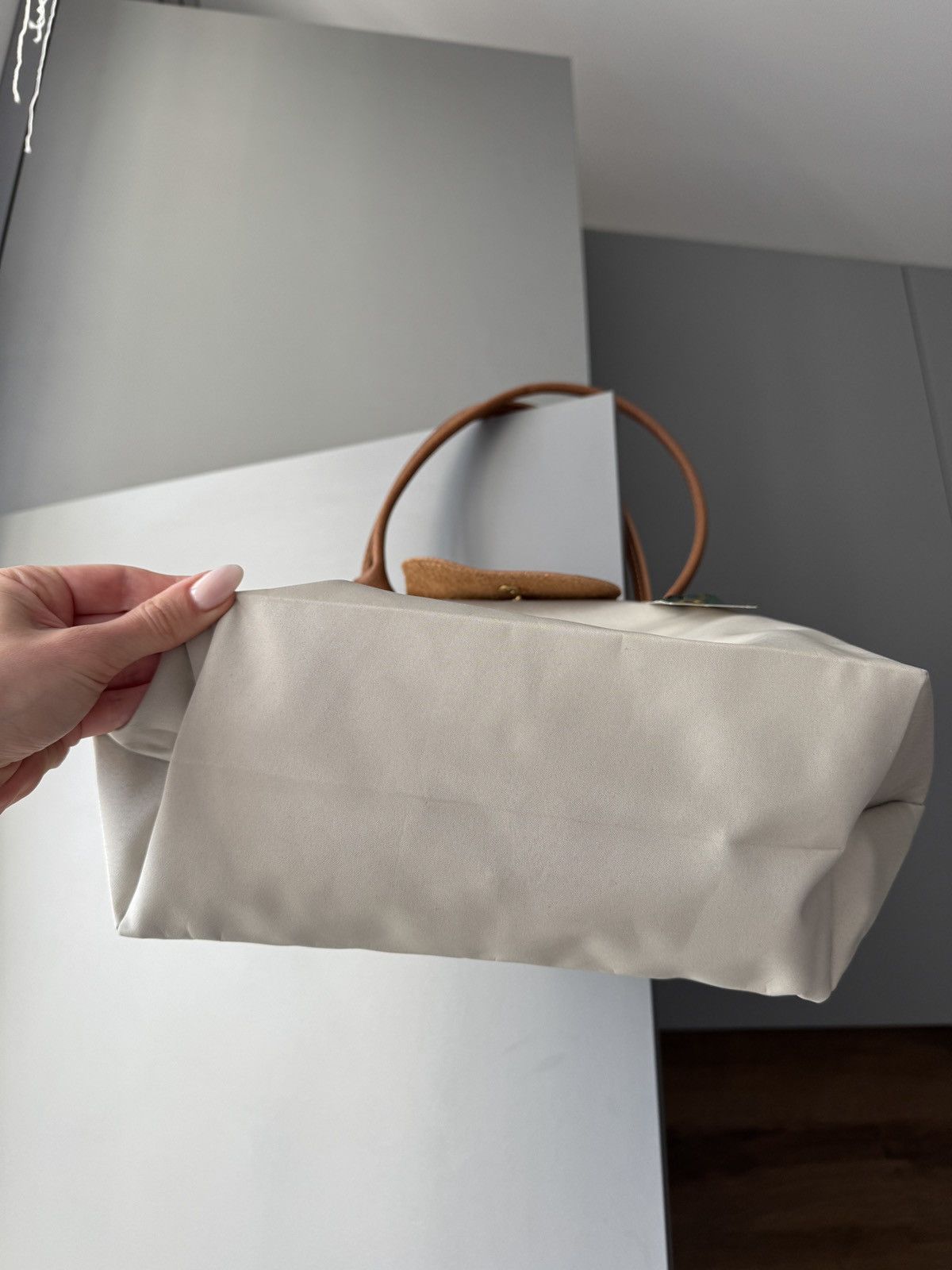 Japanese Brand Longchamp Le Pilage Beige Shoulder Tote Bag Size ONE SIZE - 6 Thumbnail