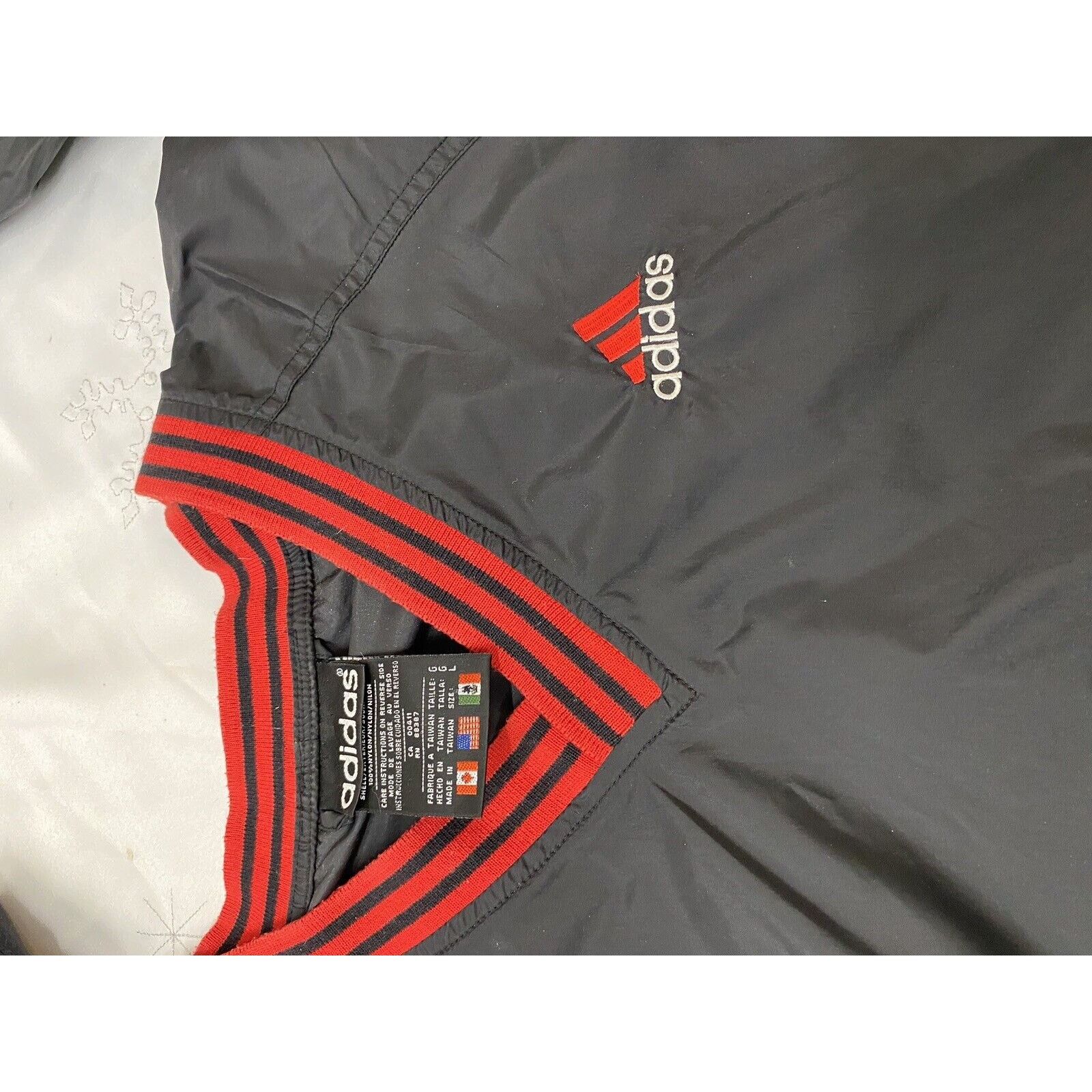 Adidas Vintage 90s Adidas V Neck Nylon Windbreaker Pullover Size L Size US L / EU 52-54 / 3 - 5 Thumbnail