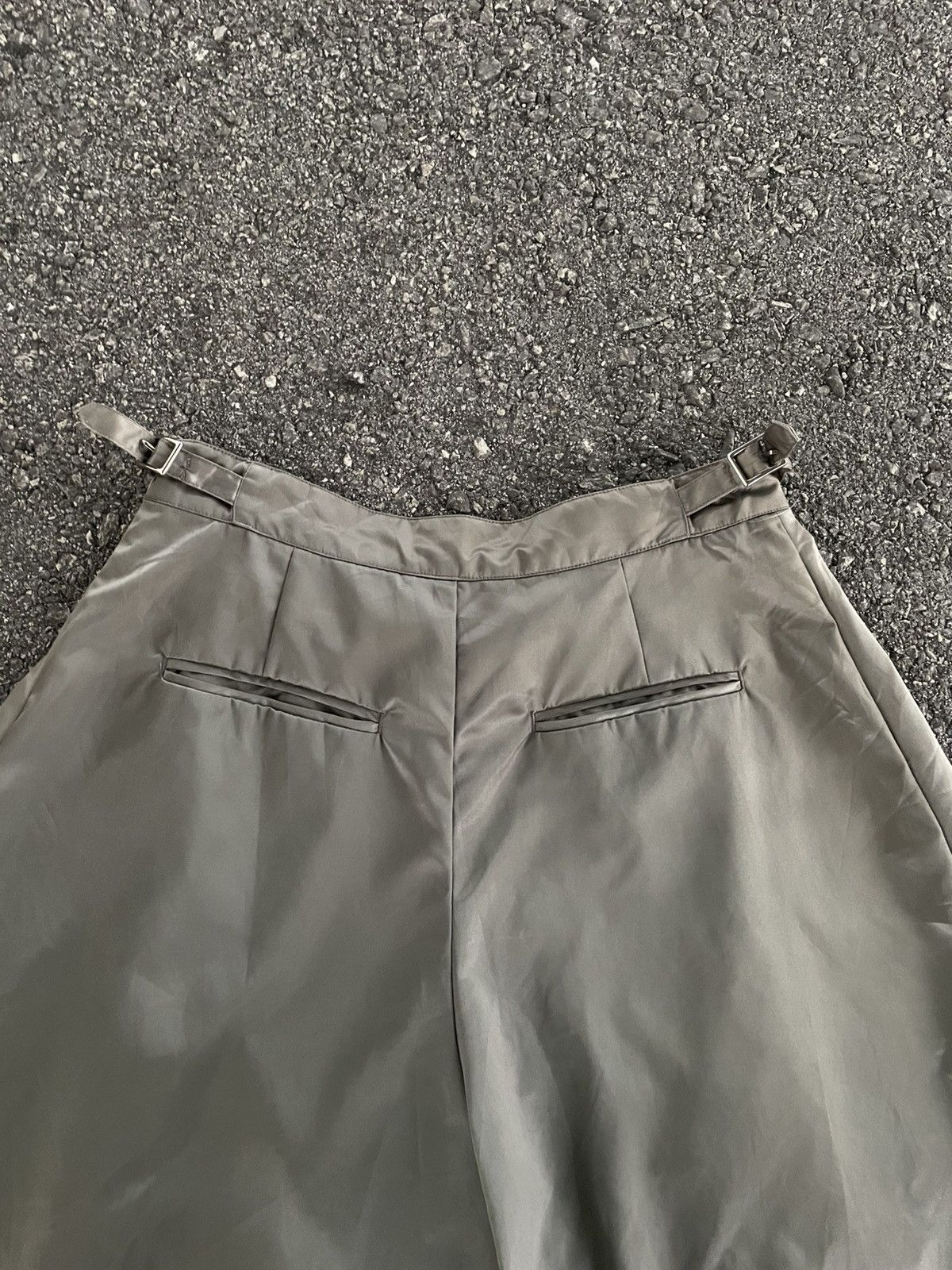 Yohji Yamamoto Nylon Cropped Wide Pant Yohji Style Size 28" / US 6 / IT 42 - 2 Thumbnail