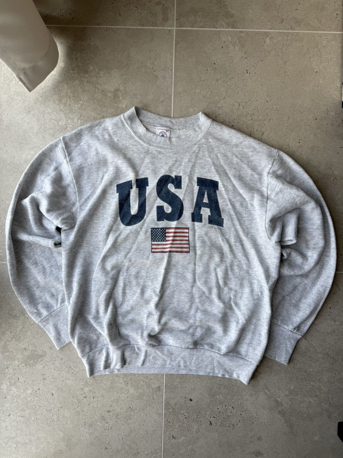 Vintage Vintage USA Big Logo Delta Sweater Size M Size US M / EU 48-50 / 2 - 1 Thumbnail